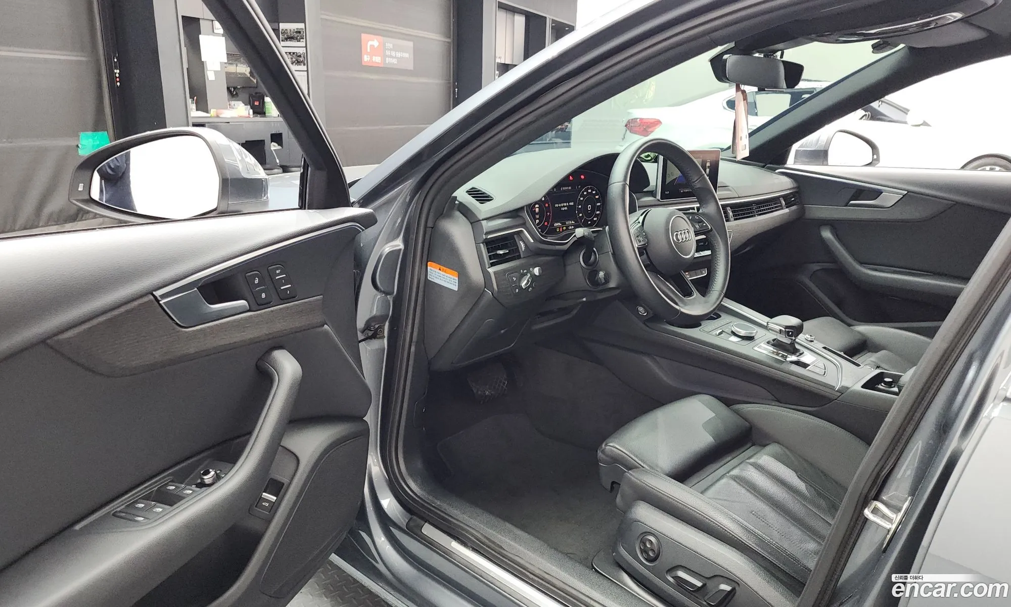 Audi A4 2019 WAUZZZF44KA123807 — 6