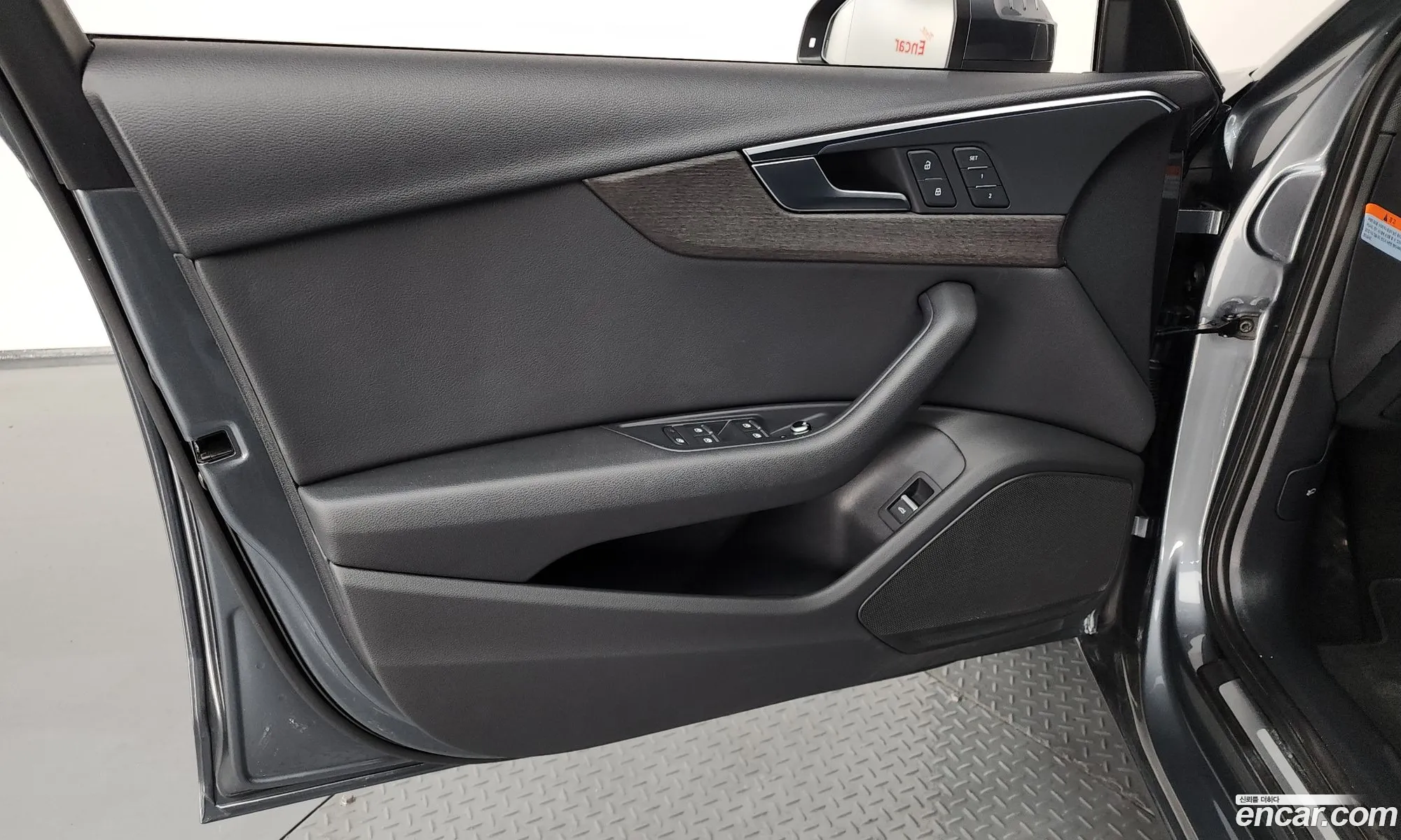 Audi A4 2019 WAUZZZF44KA123807 — 15