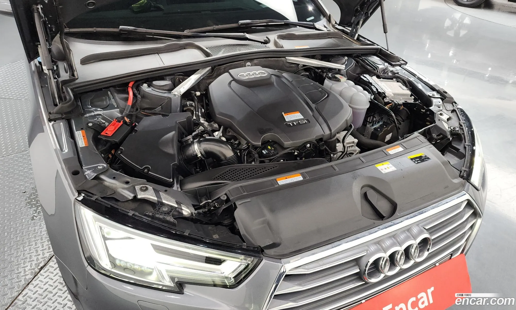 Audi A4 2019 WAUZZZF44KA123807 — 24