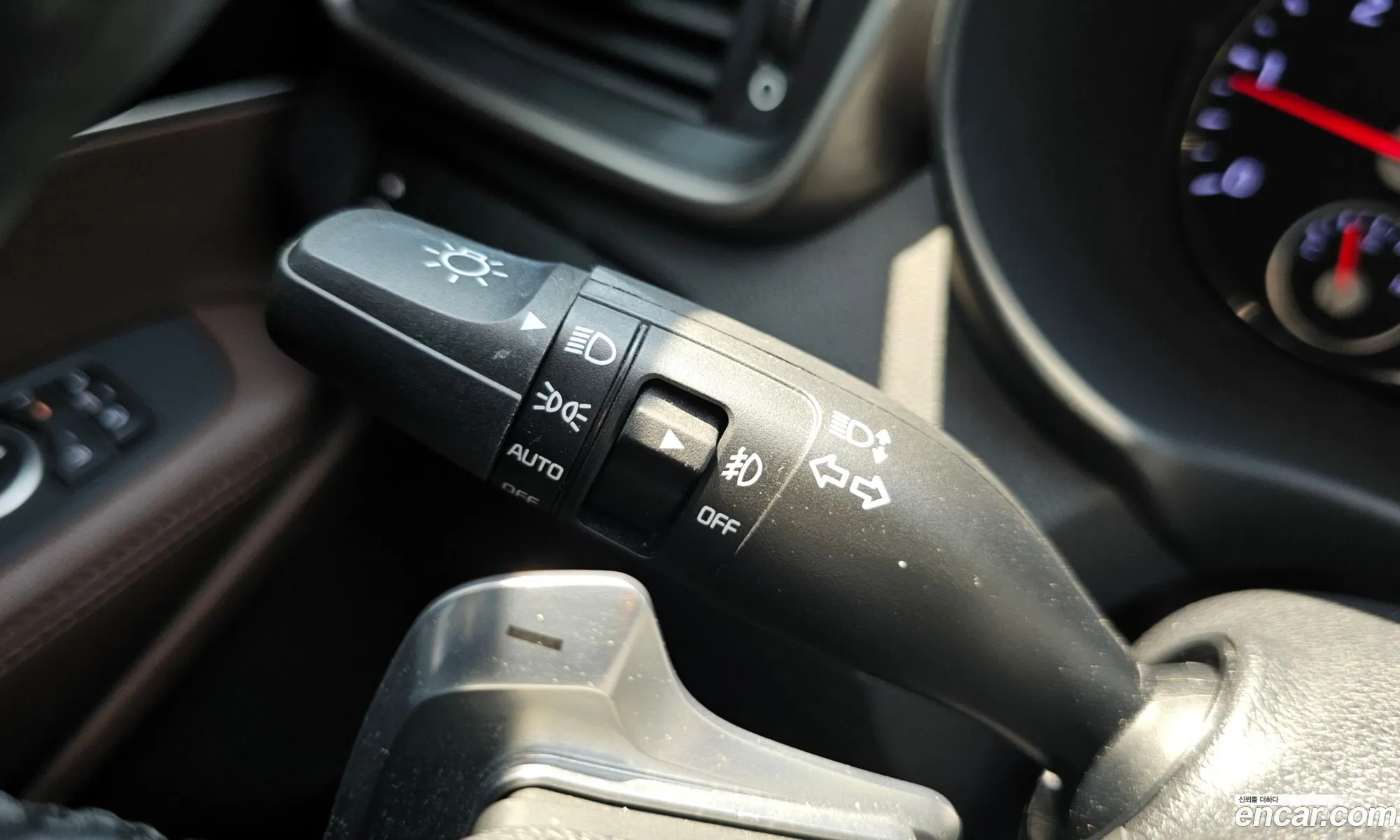 Kia Sorento 2017 KNAPK81ABHA374416 — 4