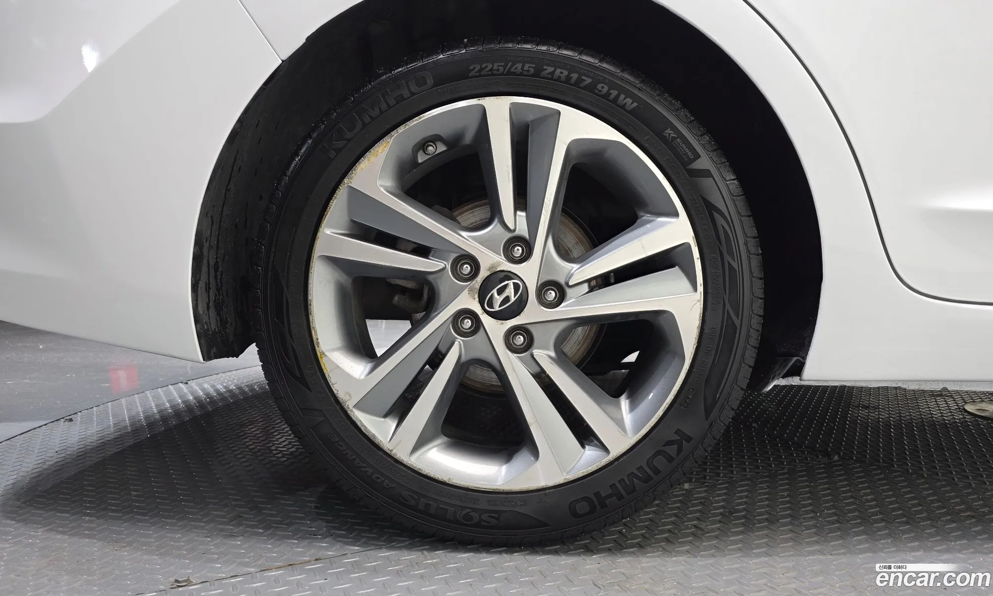 Hyundai Elantra AD 2017 KMHD641DBJU571464 — 5