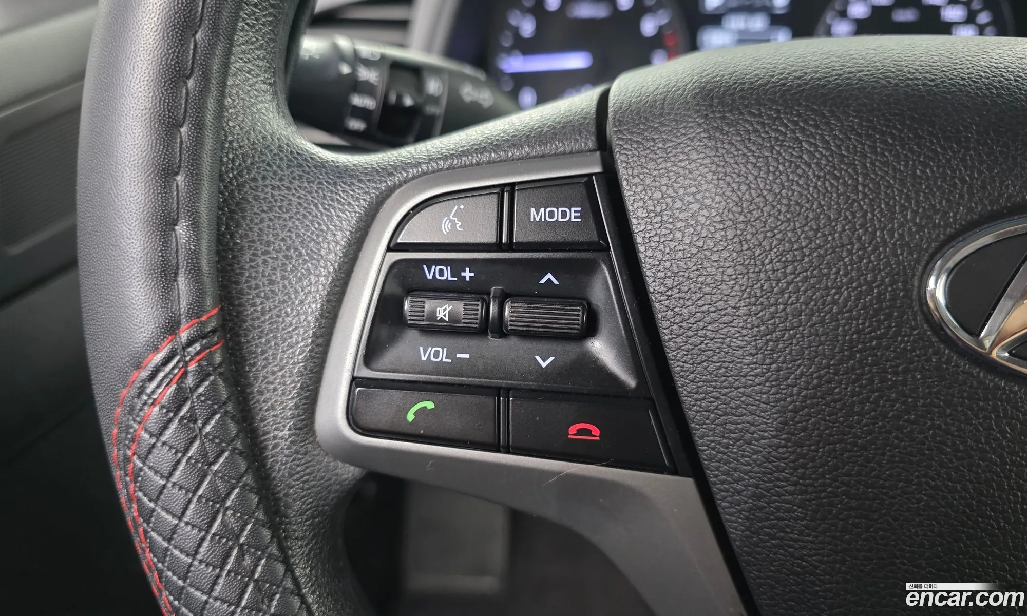 Hyundai Elantra AD 2017 KMHD641DBJU571464 — 11