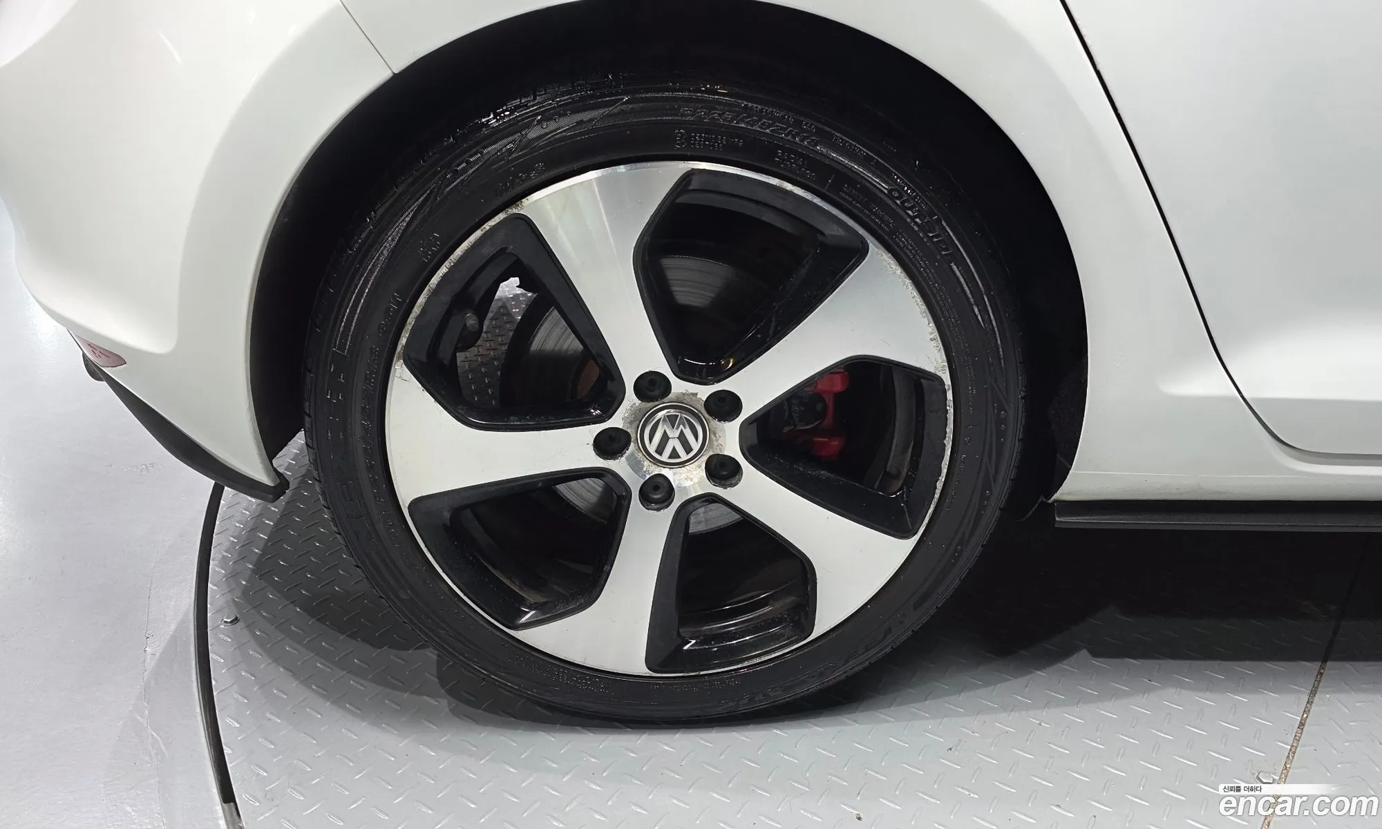 Volkswagen Golf 7th Gen 2014 — 11
