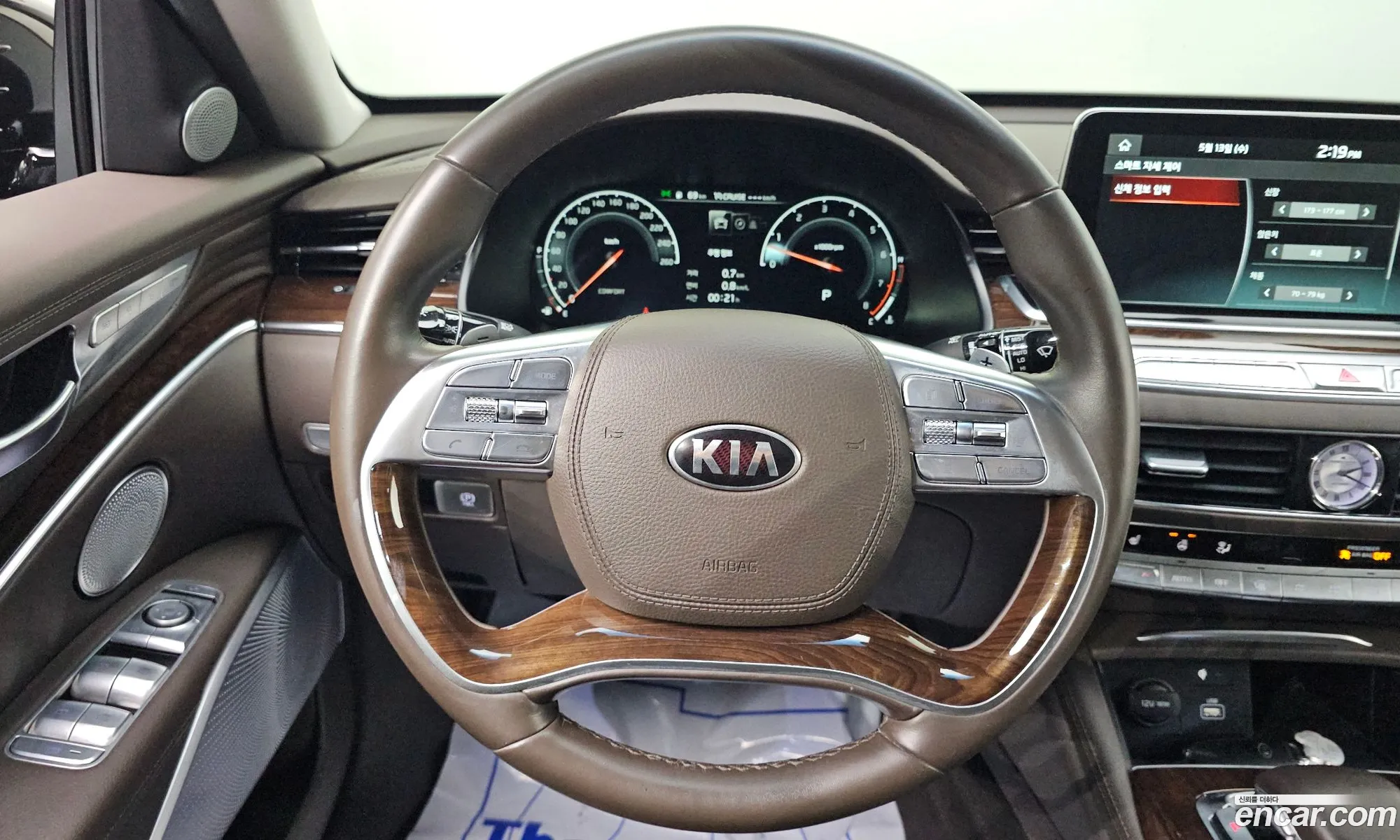 Kia The K9 2018 KNAS3418DKS001466 — 8