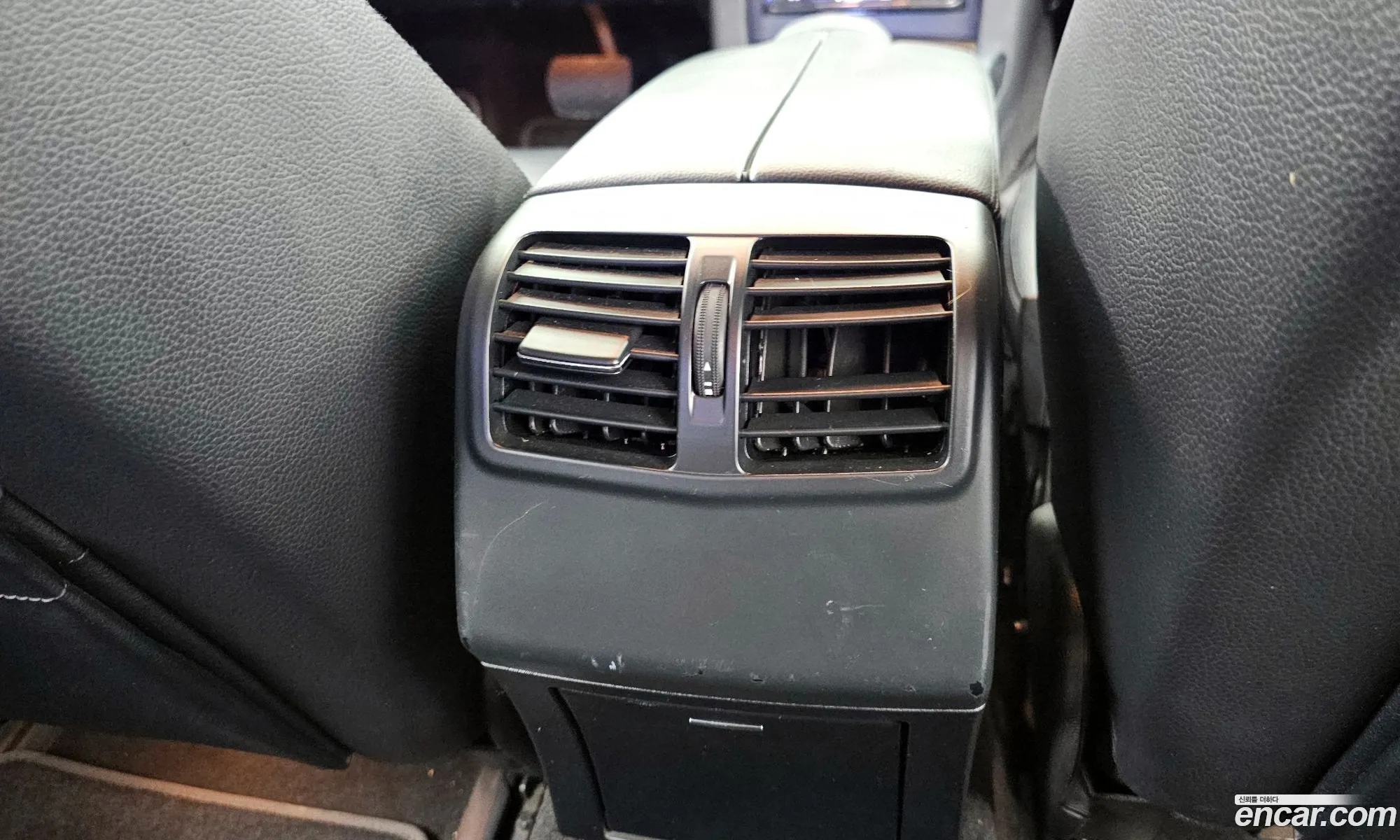 Mercedes-Benz E-Class W212 2012 WDDHF4JB6CA626519 — 28