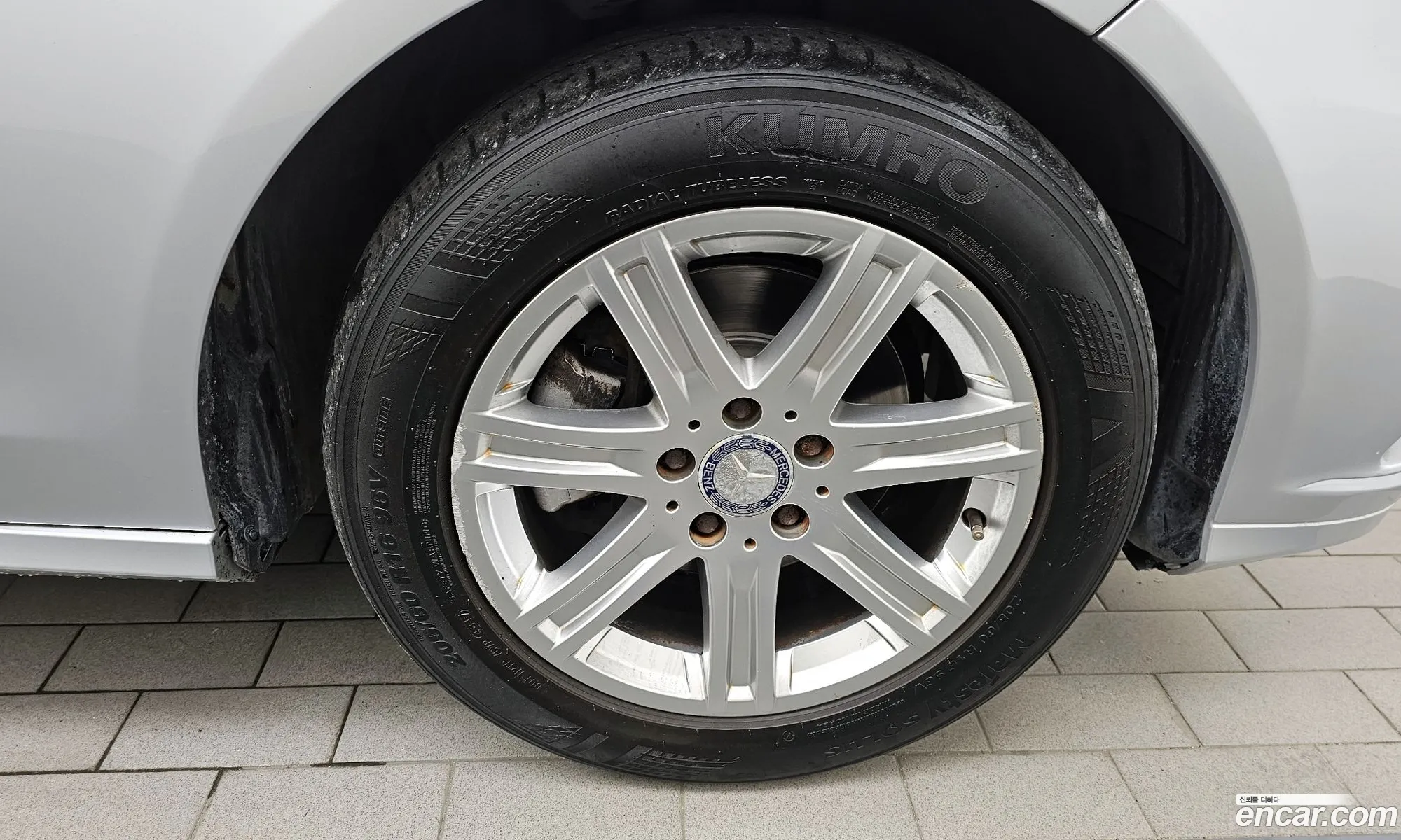 Mercedes-Benz E-Class W212 2012 WDDHF4JB6CA626519 — 25