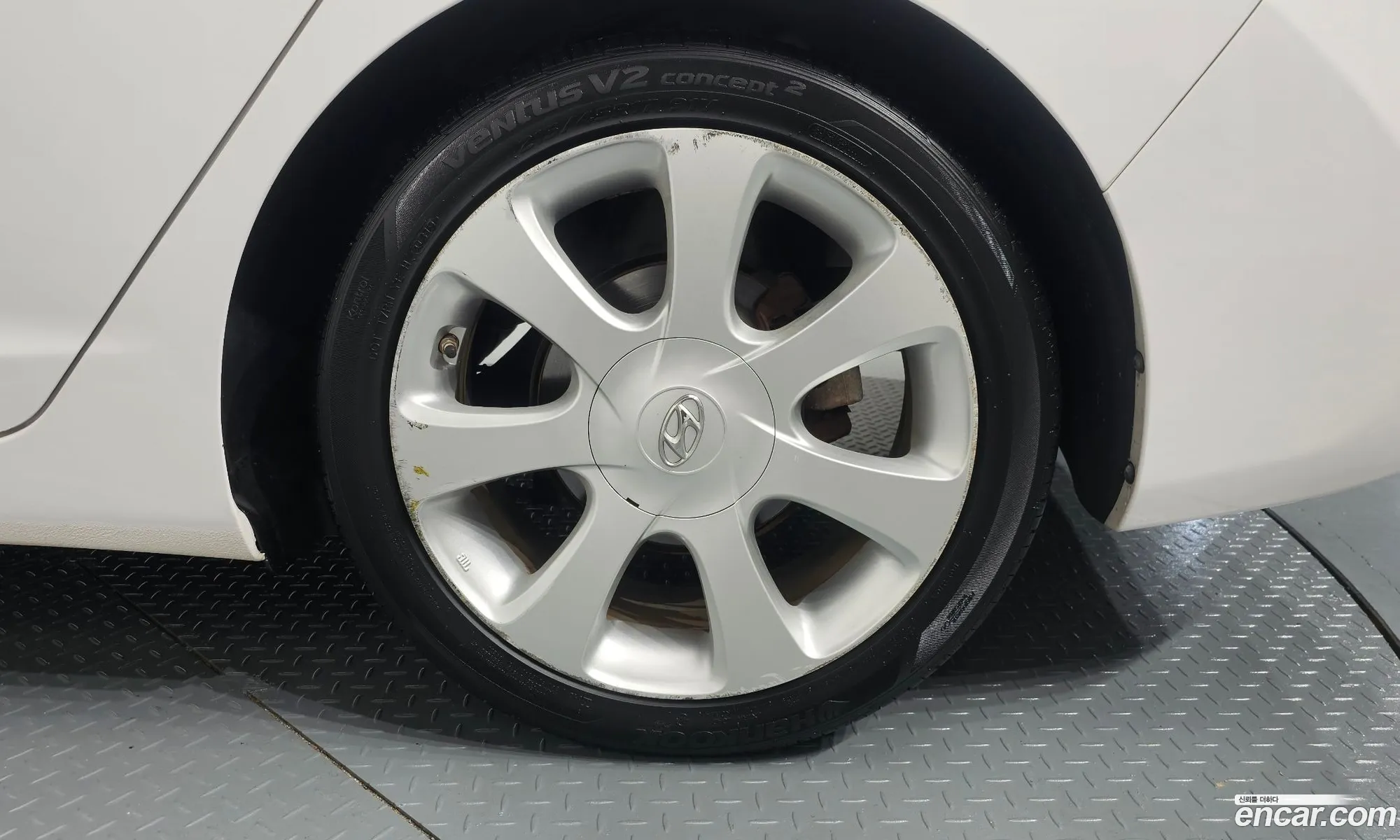 Hyundai Elantra MD 2012 KMHDH41DBCU599653 — 12