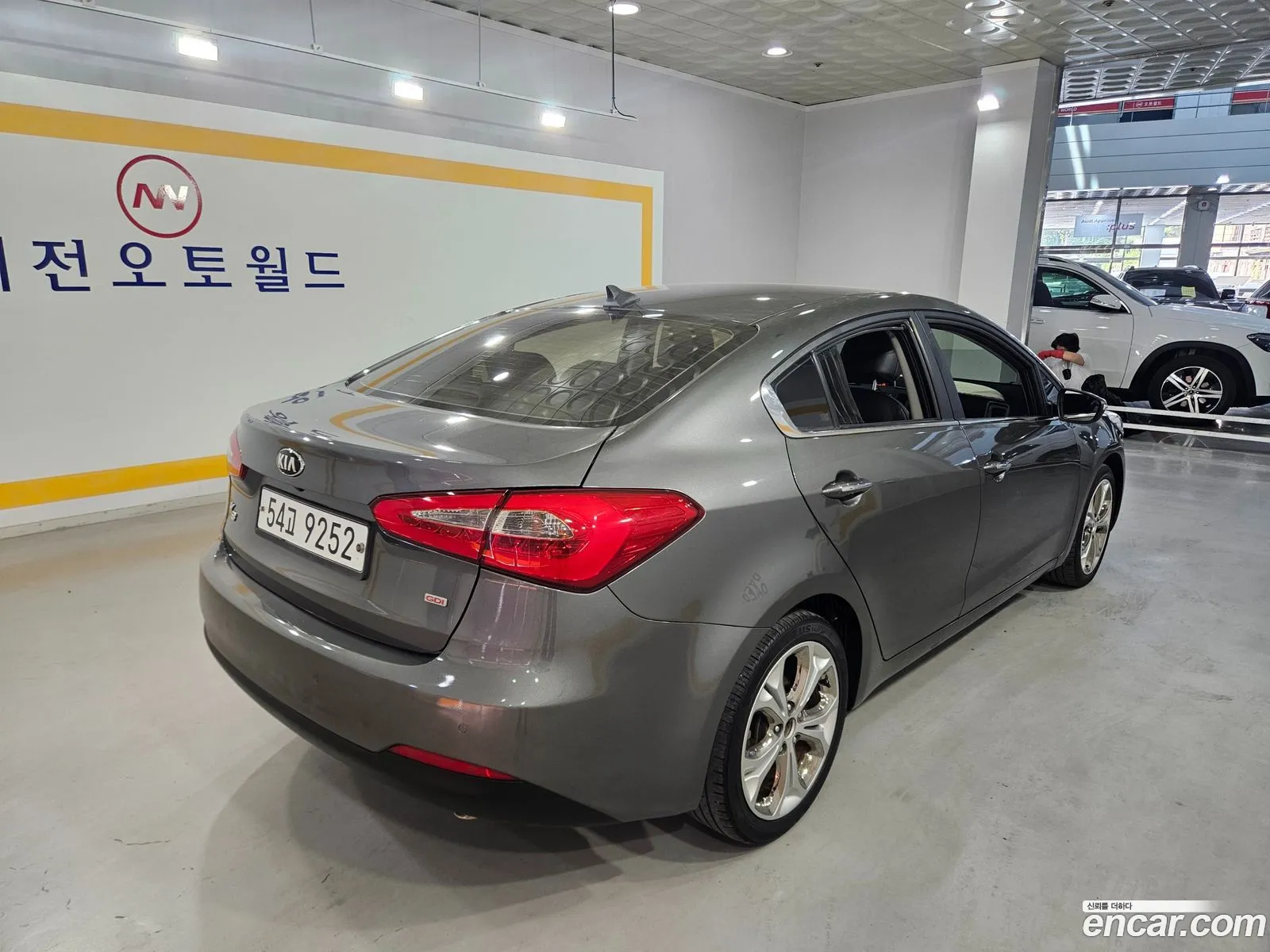 Kia K3 2012 — 6