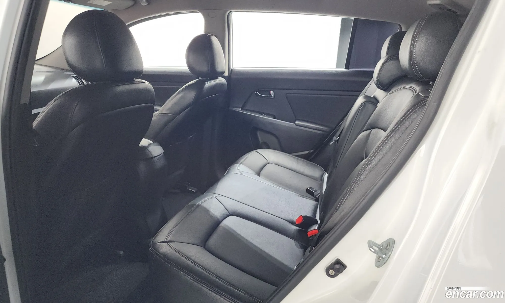 Kia Sportage R 2011 — 16