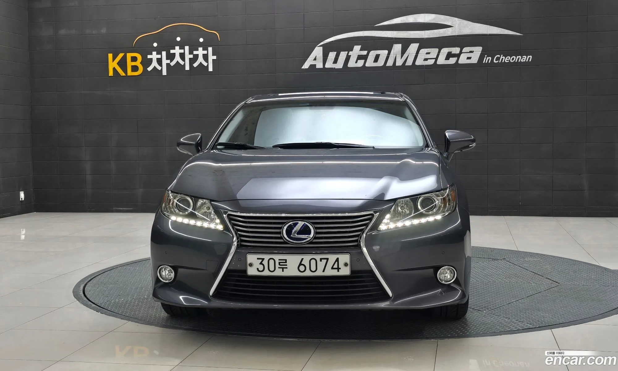 Lexus ES300h 2012 — 9