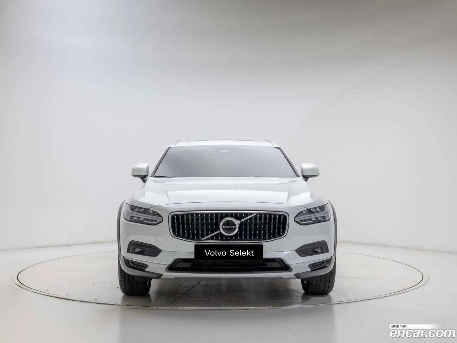 Volvo V90 Cross Country 2025 — 6