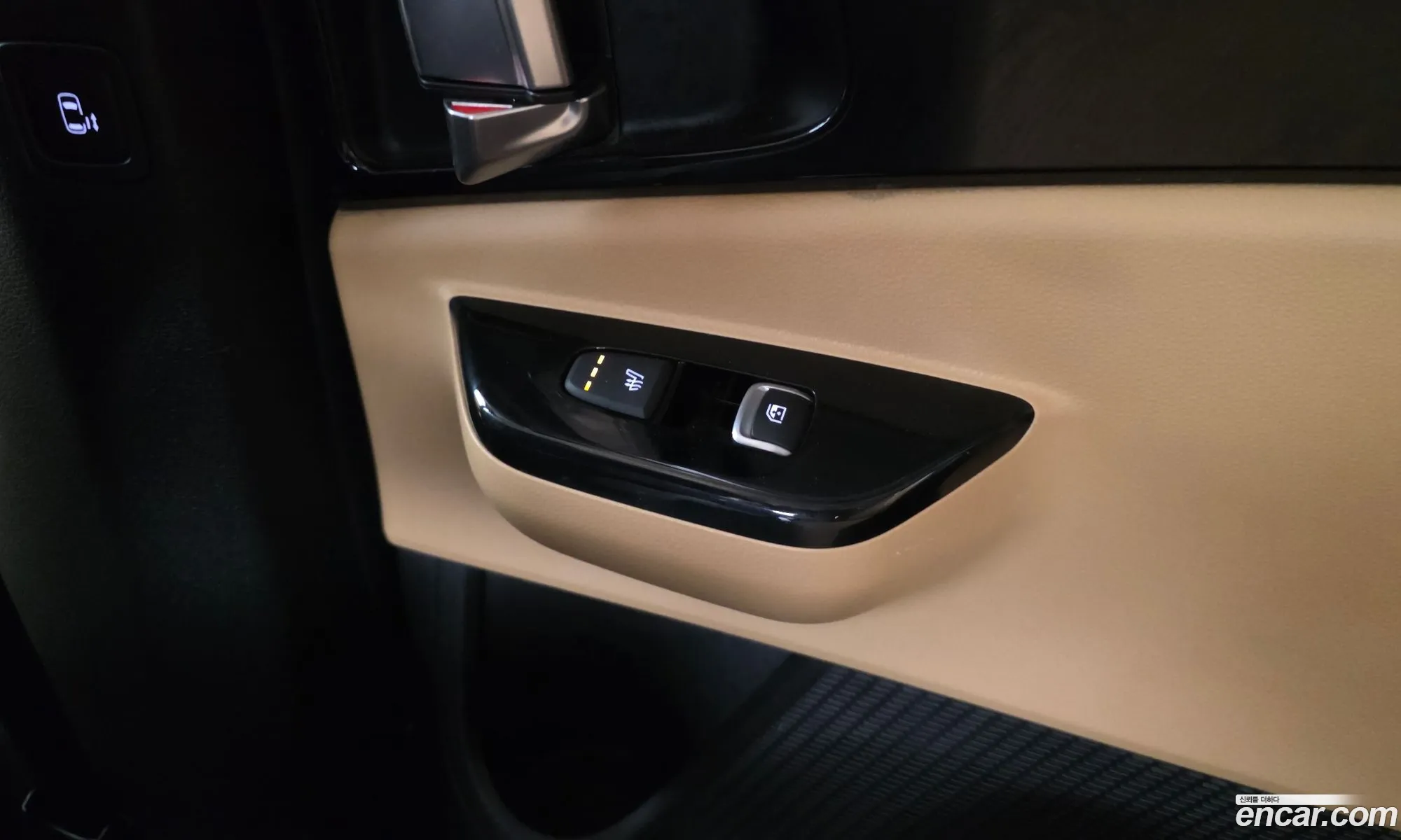 Kia Carnival 2021 KNANC81BBMS129070 — 2