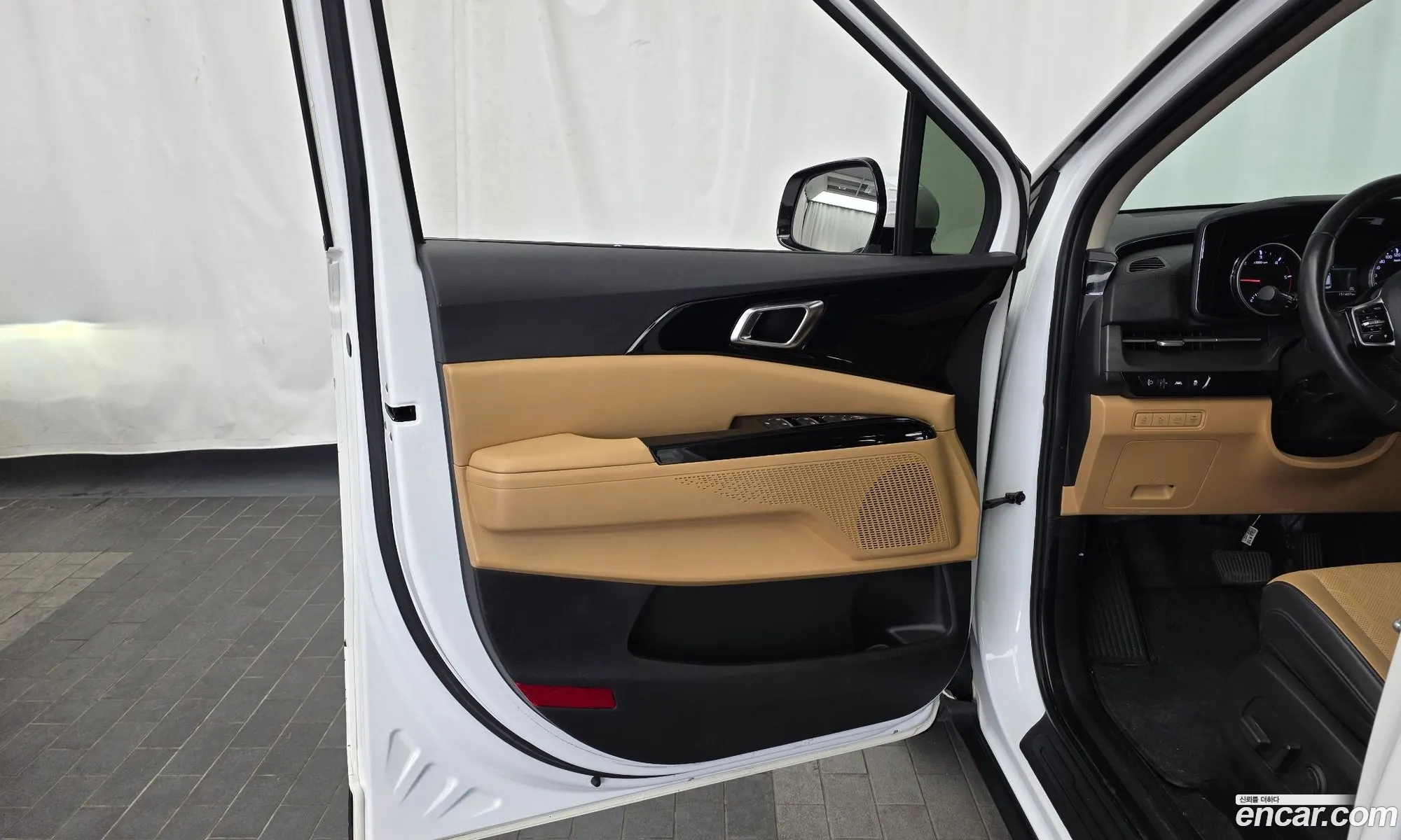 Kia Carnival 2021 KNANC81BBMS129070 — 29