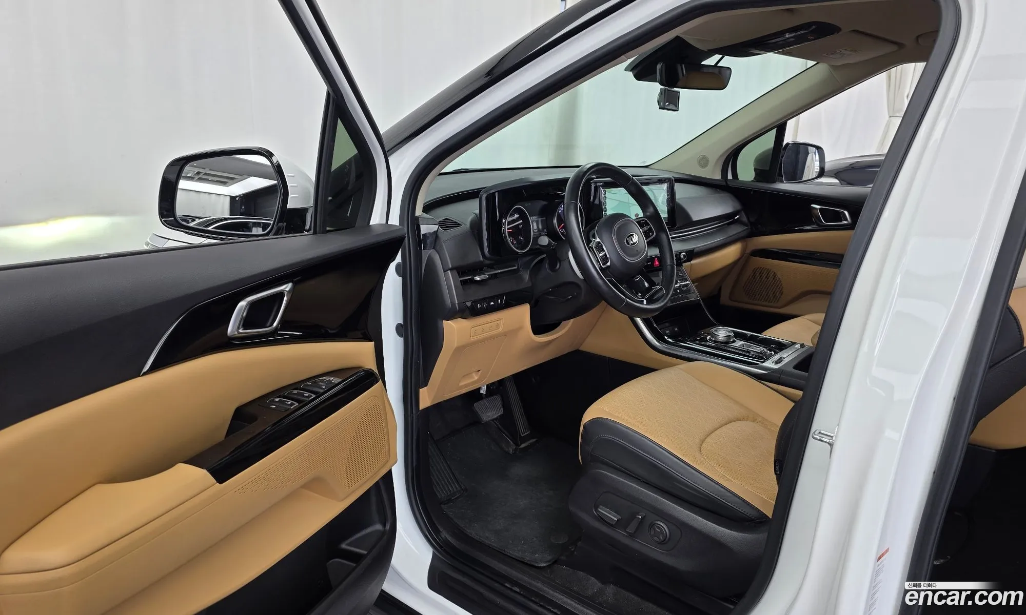 Kia Carnival 2021 KNANC81BBMS129070 — 21