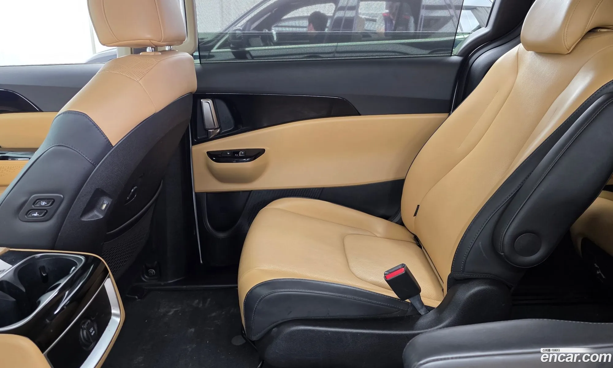 Kia Carnival 2021 KNANC81BBMS129070 — 15