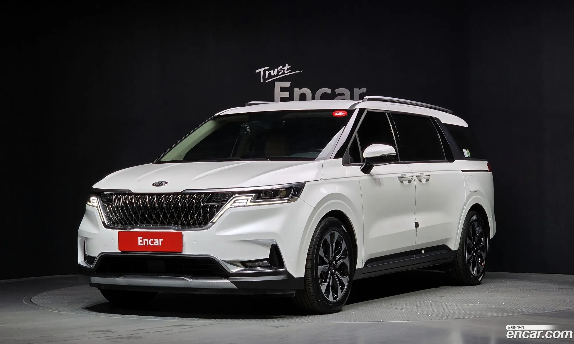 Kia Carnival 2021 KNANC81BBMS129070 — 9