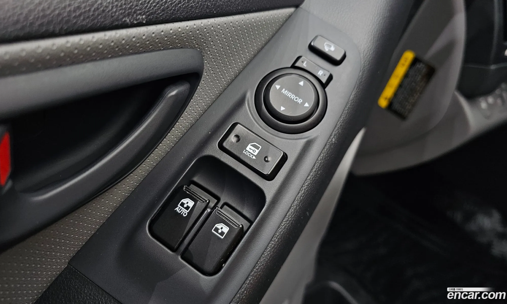 Hyundai Grand Starex 2019 — 19