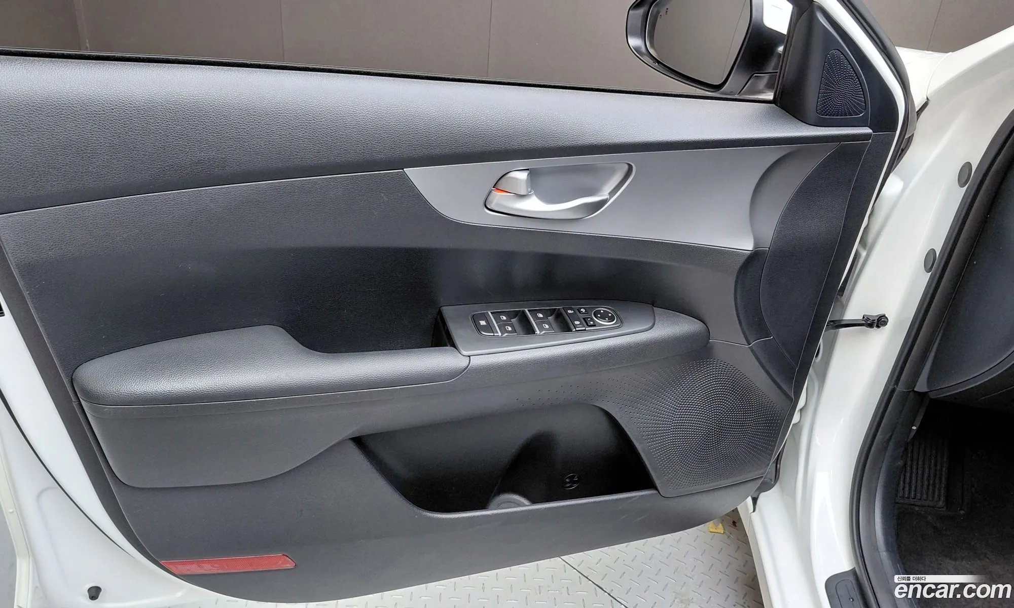 Kia K3 2022 KNAF241BENA946586 — 30