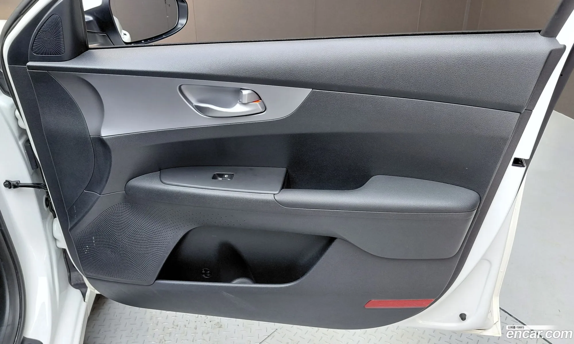 Kia K3 2022 KNAF241BENA946586 — 8