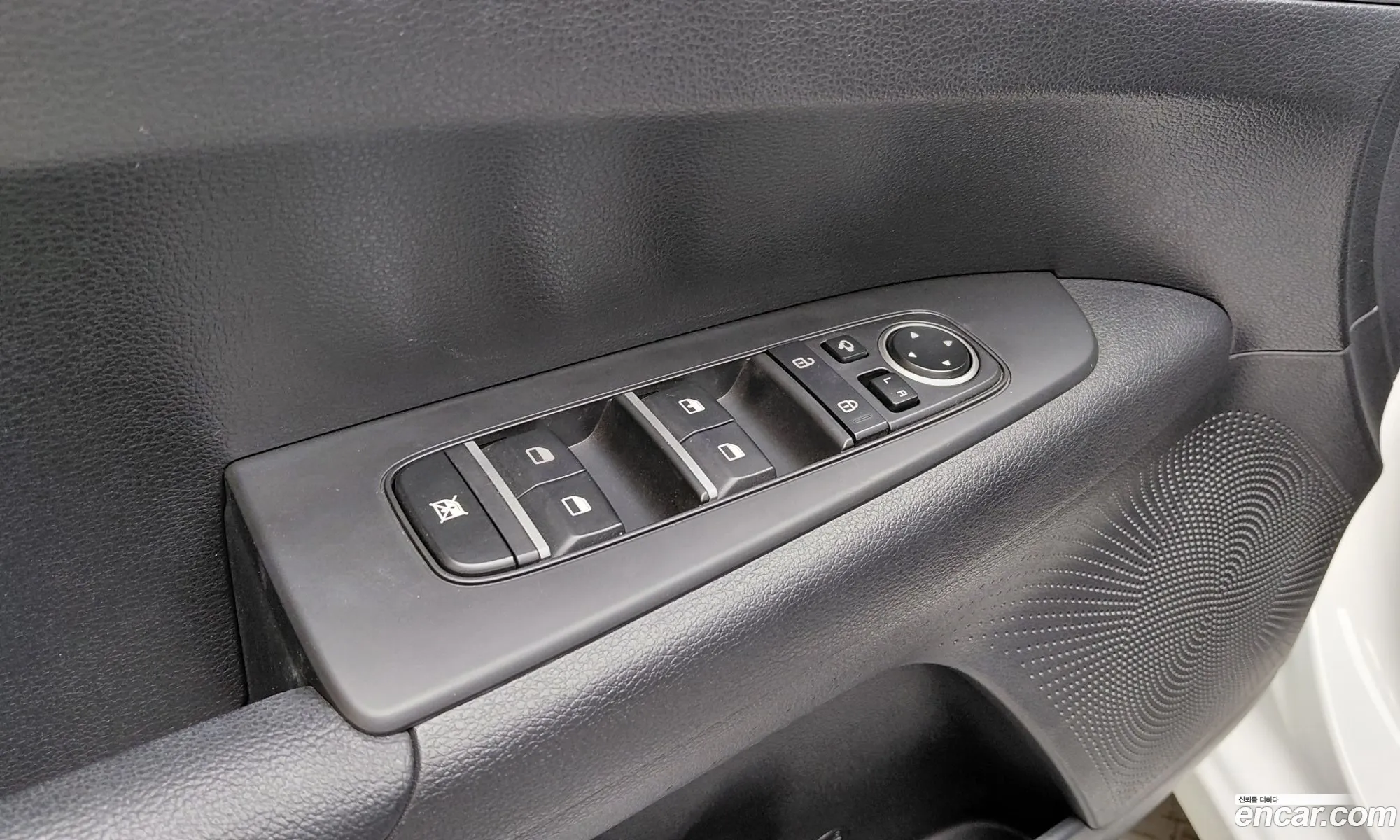 Kia K3 2022 KNAF241BENA946586 — 4