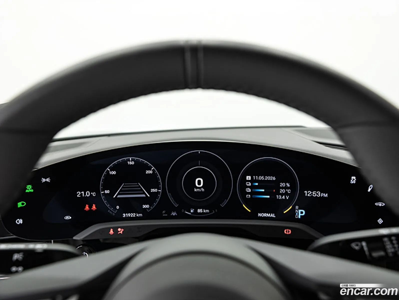Porsche Taycan 2023 — 9