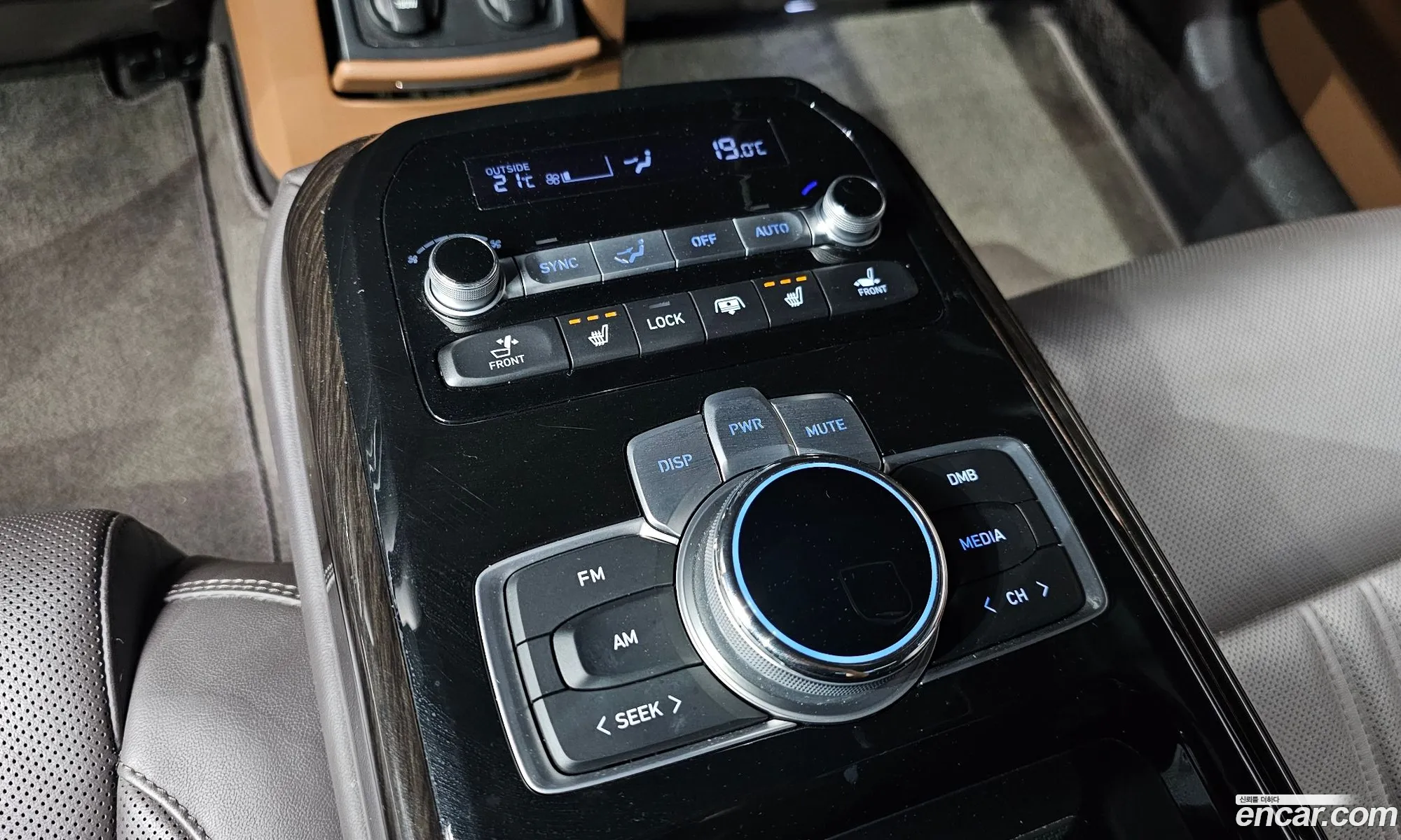 Genesis G90 2019 — 20
