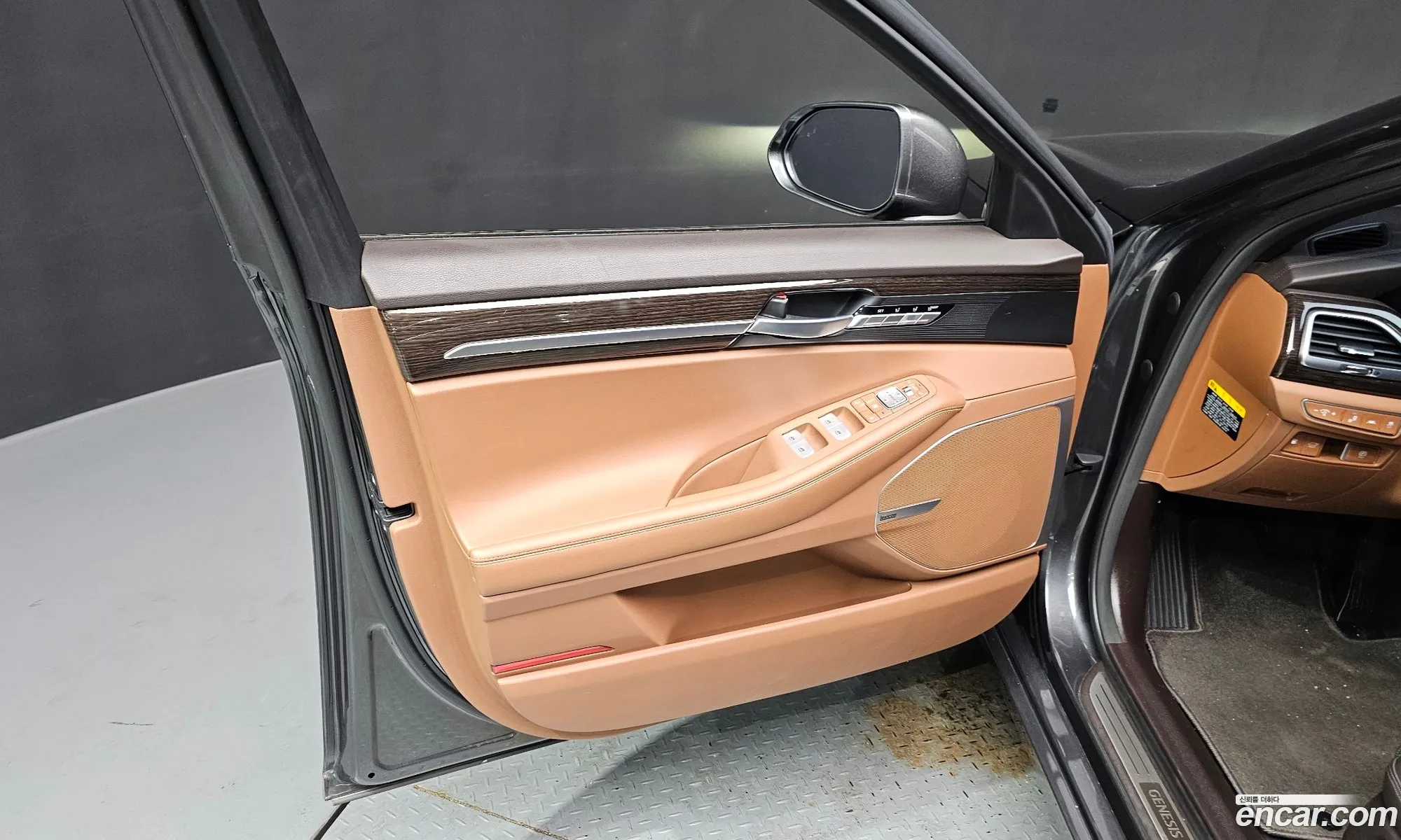 Genesis G90 2019 — 7