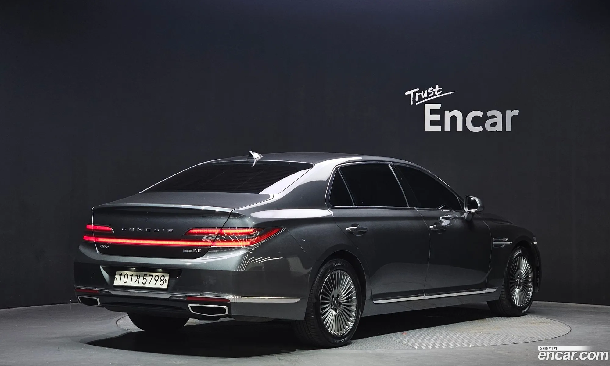 Genesis G90 2019 — 11