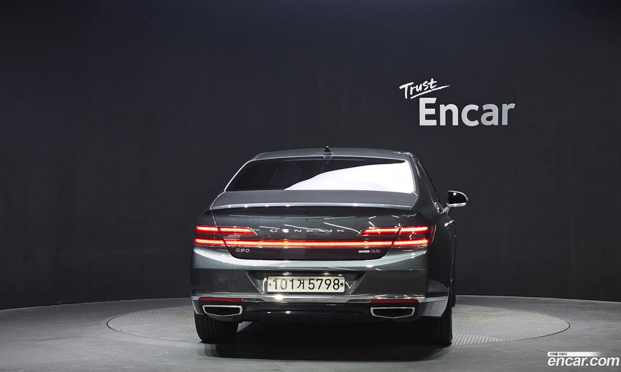 Genesis G90 2019 — 2
