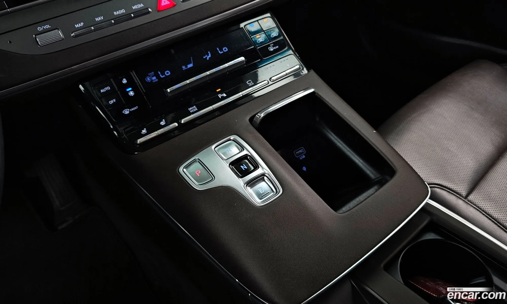 Hyundai Grandeur IG 2020 — 25