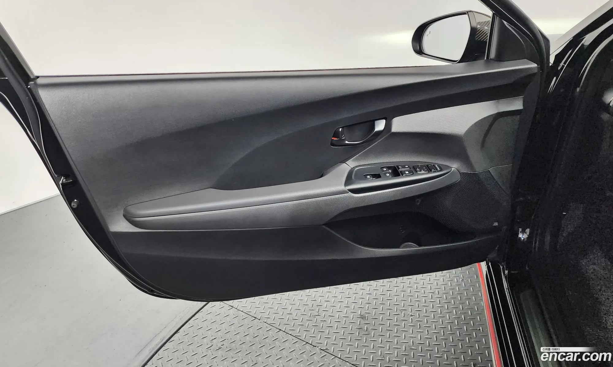 Hyundai Veloster 2021 KMHT361HGNU011652 — 18