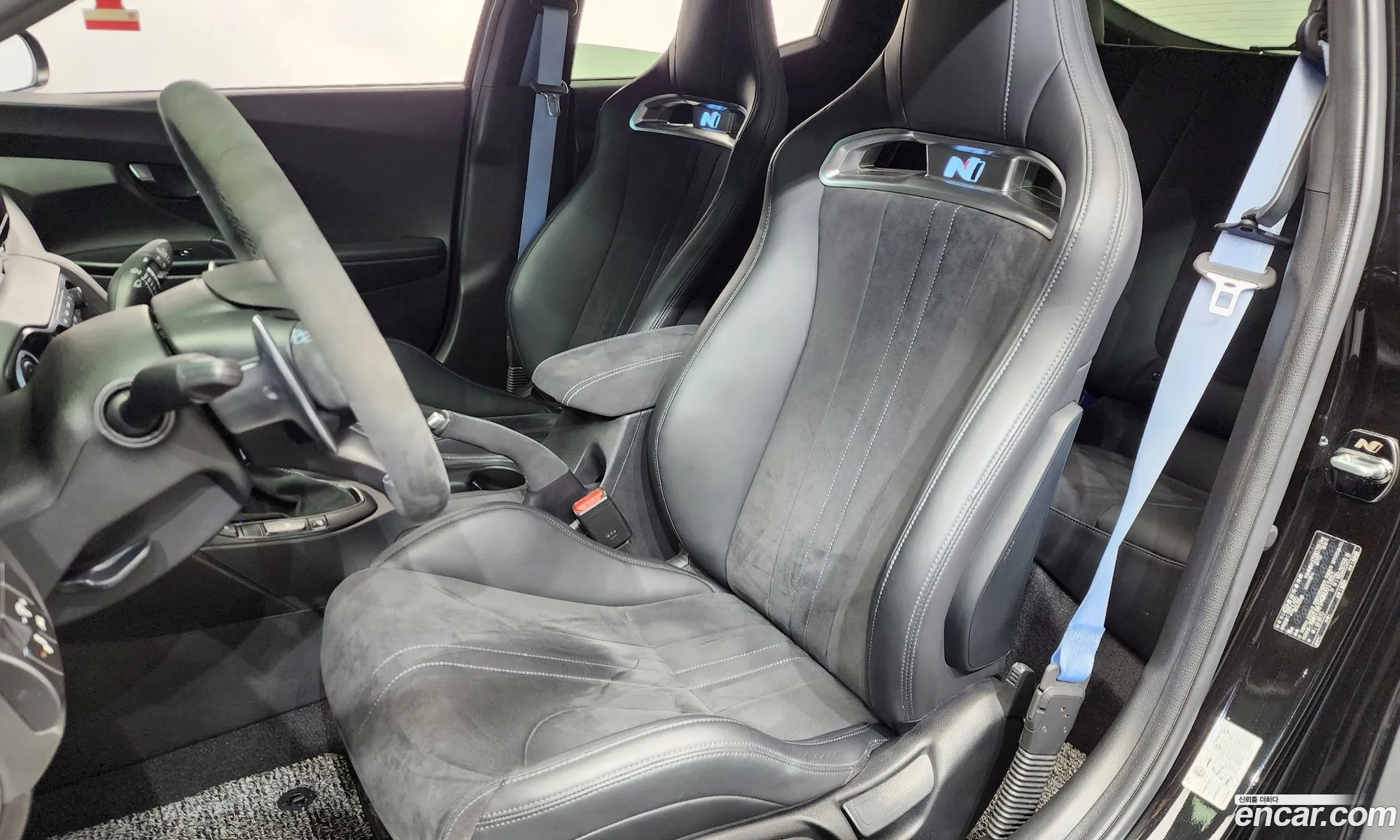 Hyundai Veloster 2021 KMHT361HGNU011652 — 10