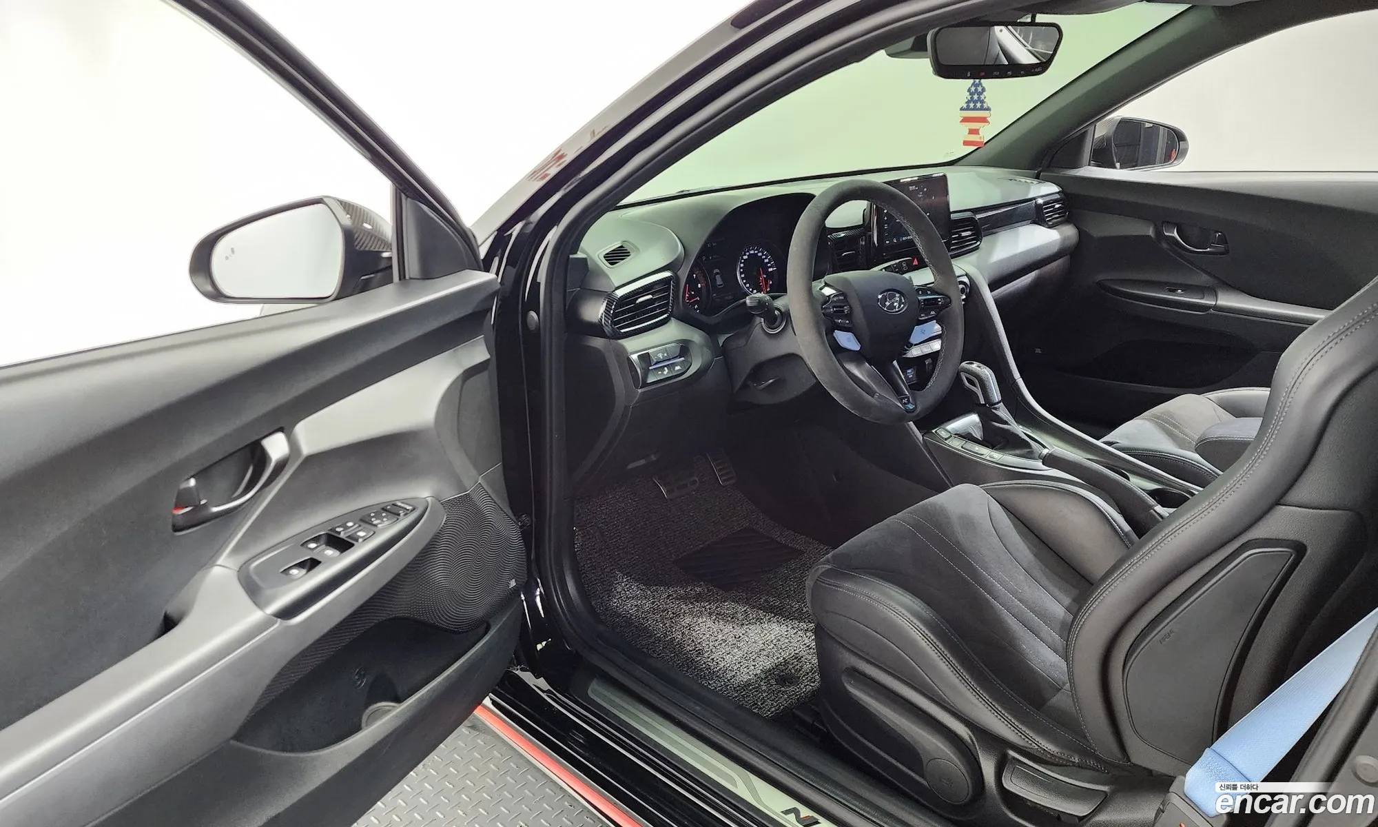 Hyundai Veloster 2021 KMHT361HGNU011652 — 9