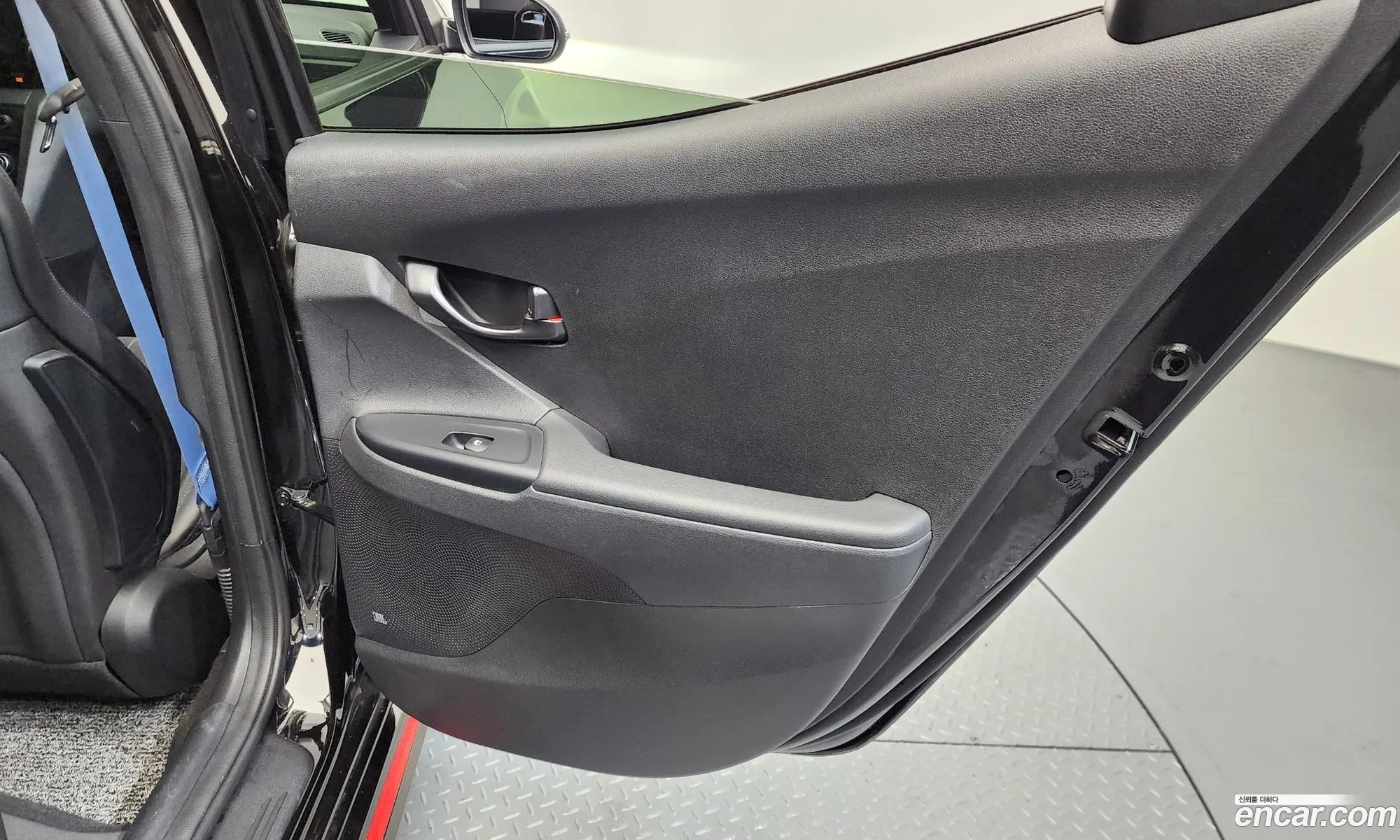 Hyundai Veloster 2021 KMHT361HGNU011652 — 16
