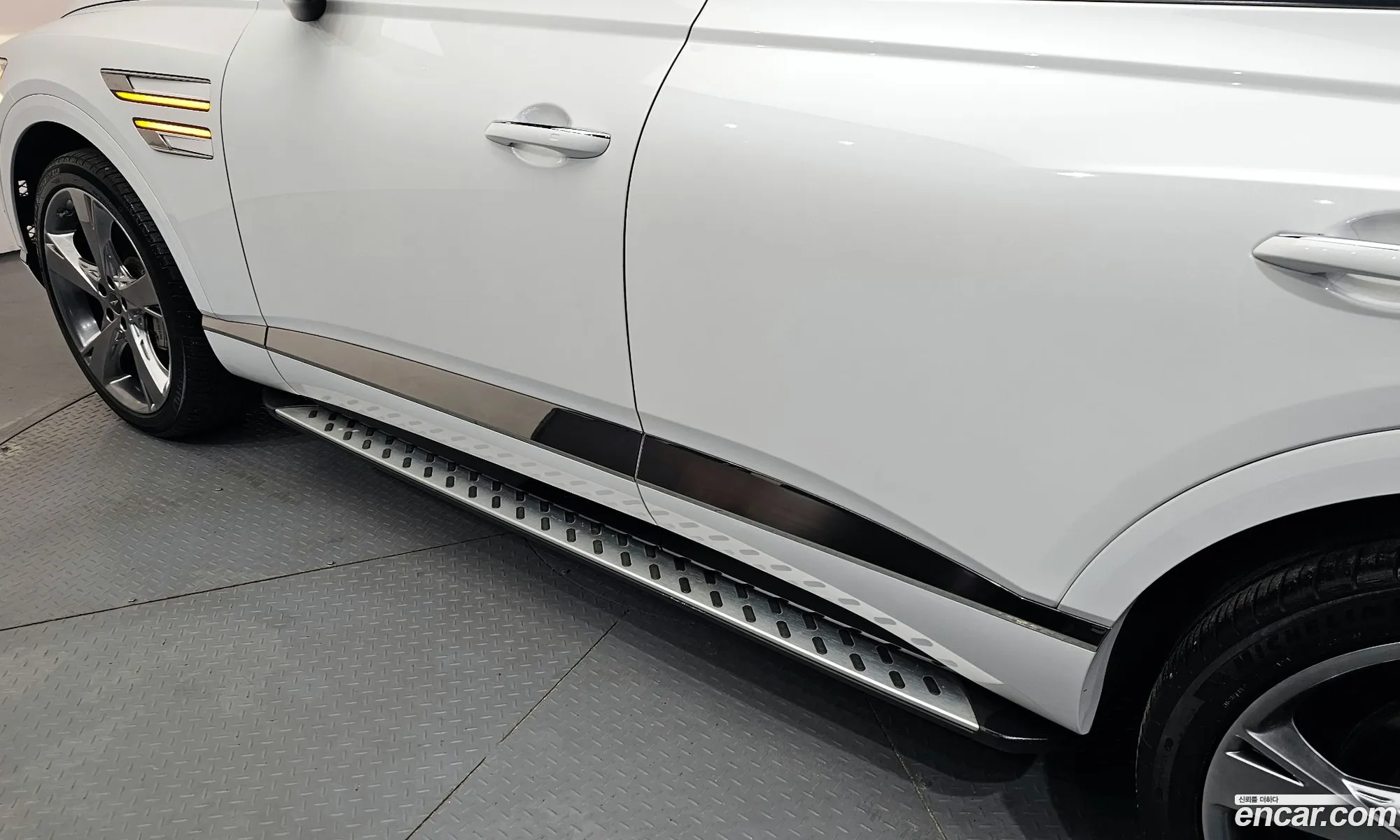 Genesis GV80 2020 KMTHC81CDLU021897 — 16