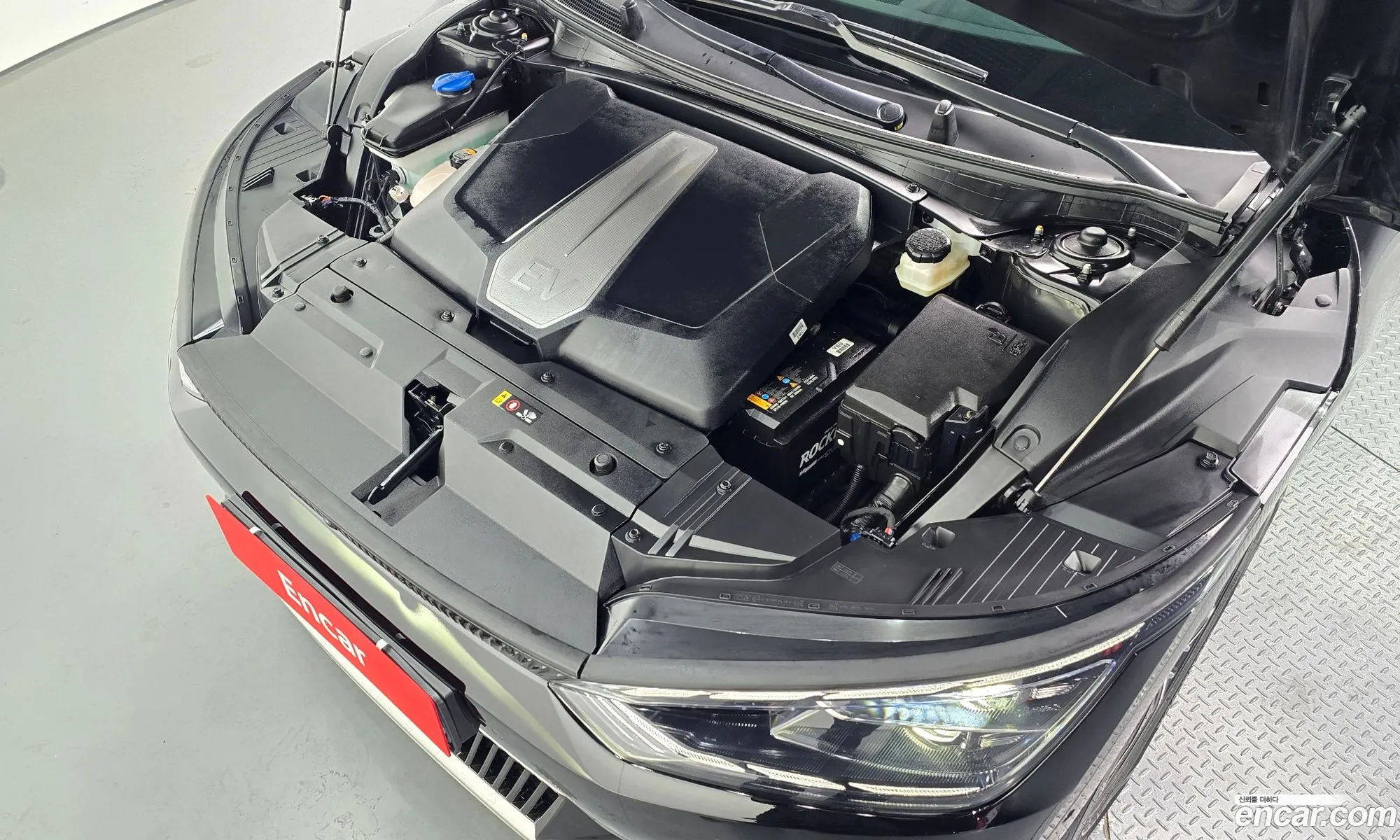 Kia EV6 2023 KNAC381AFPA136492 — 32