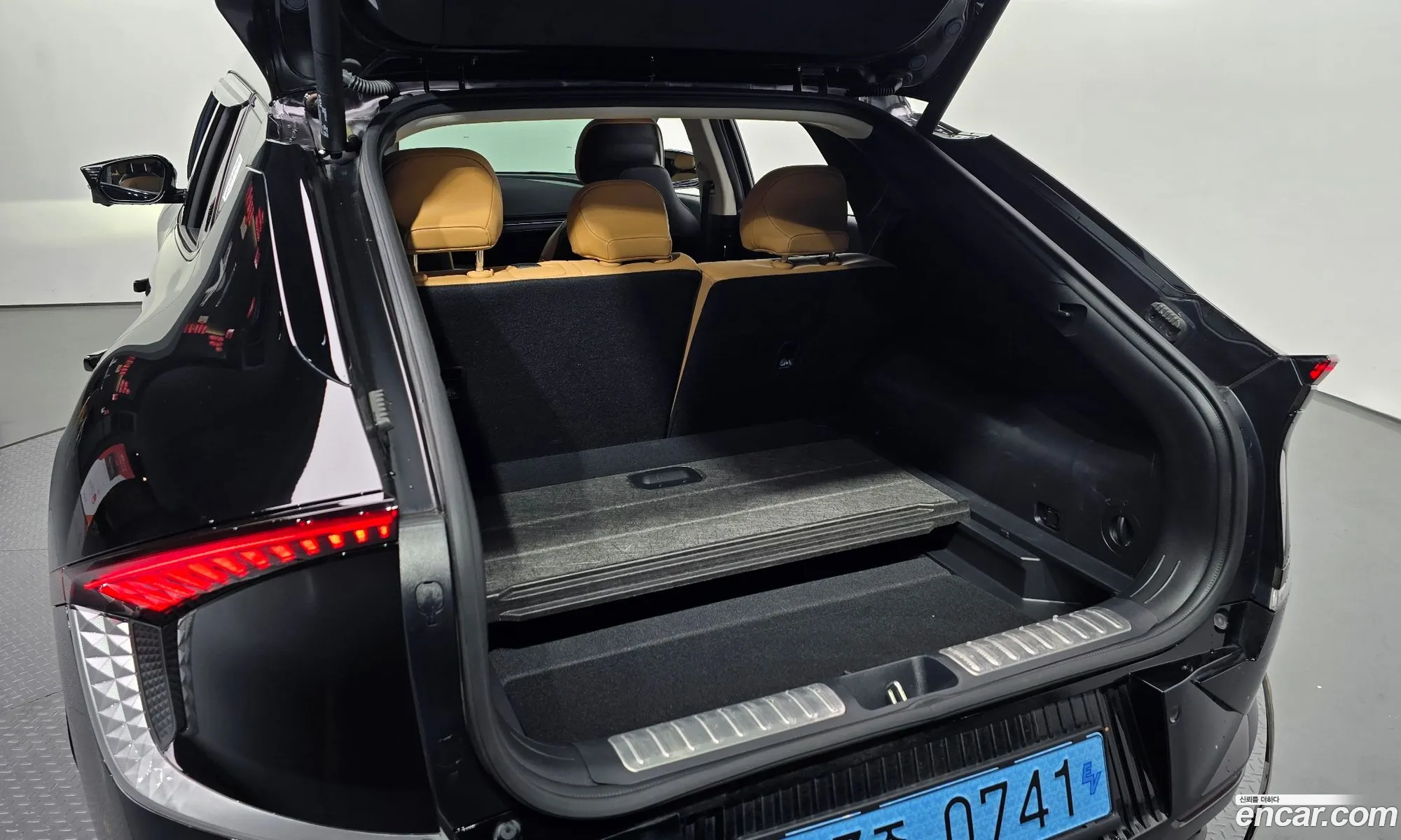 Kia EV6 2023 KNAC381AFPA136492 — 28
