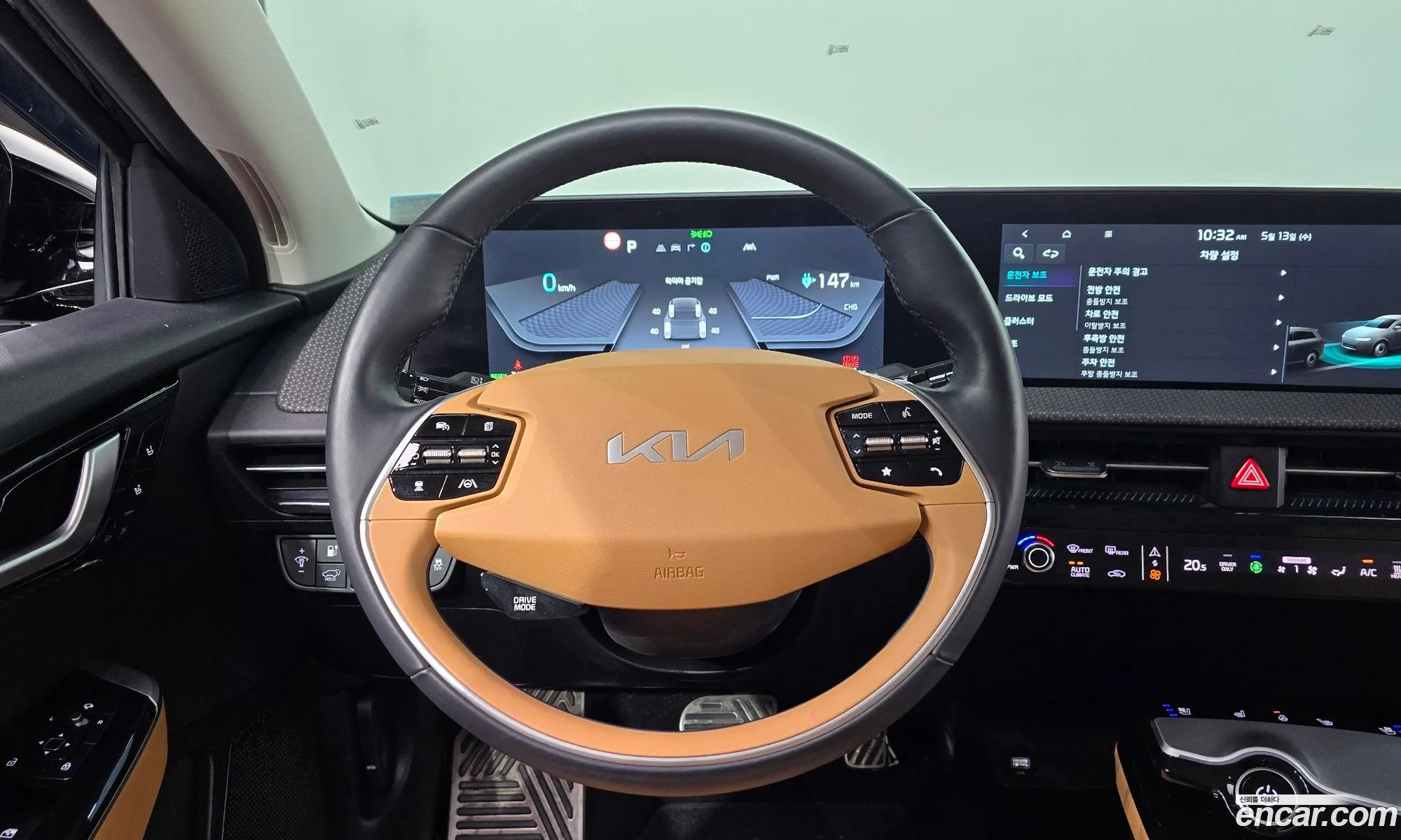 Kia EV6 2023 KNAC381AFPA136492 — 3