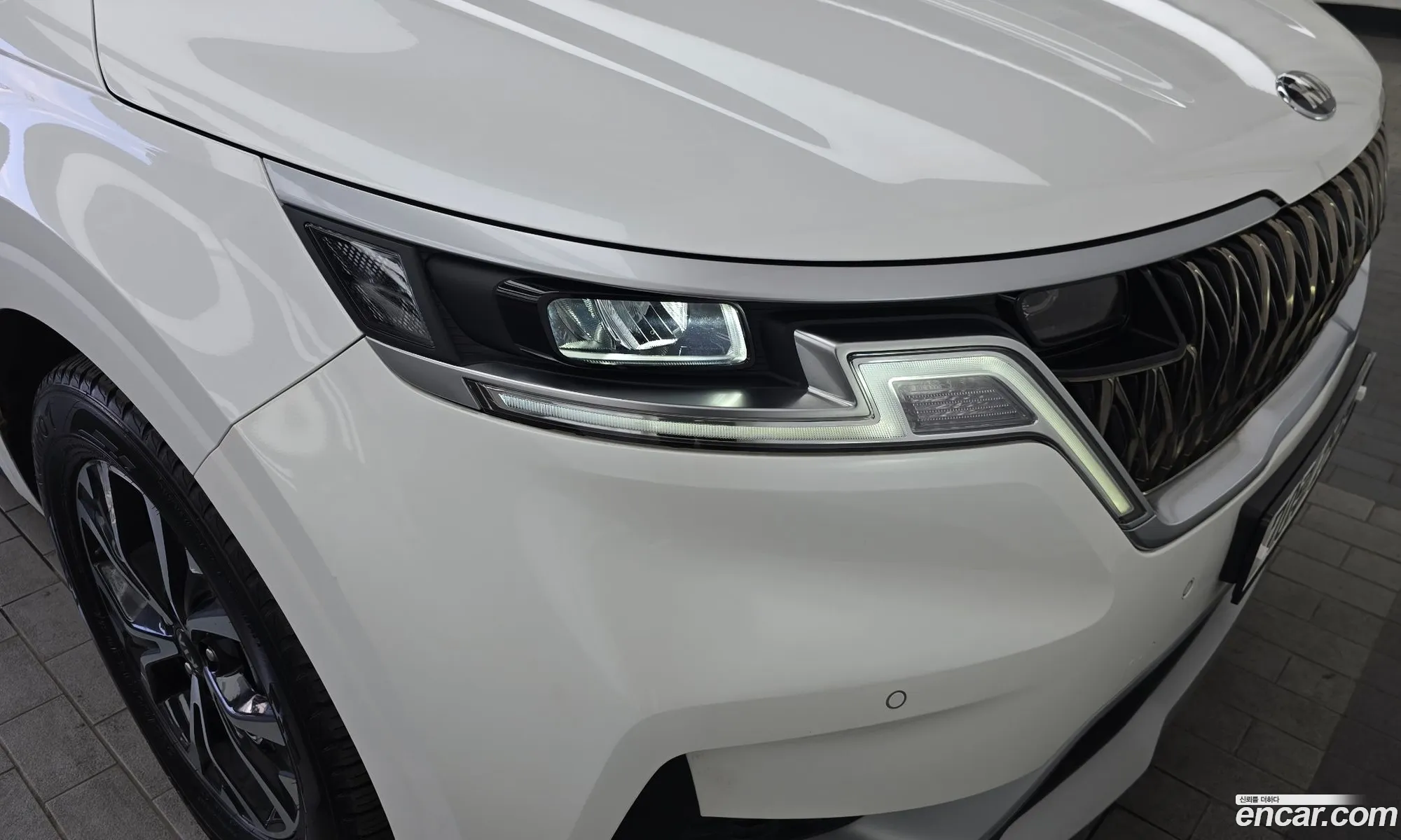 Kia Carnival 2021 KNHNB37BBMS073797 — 4