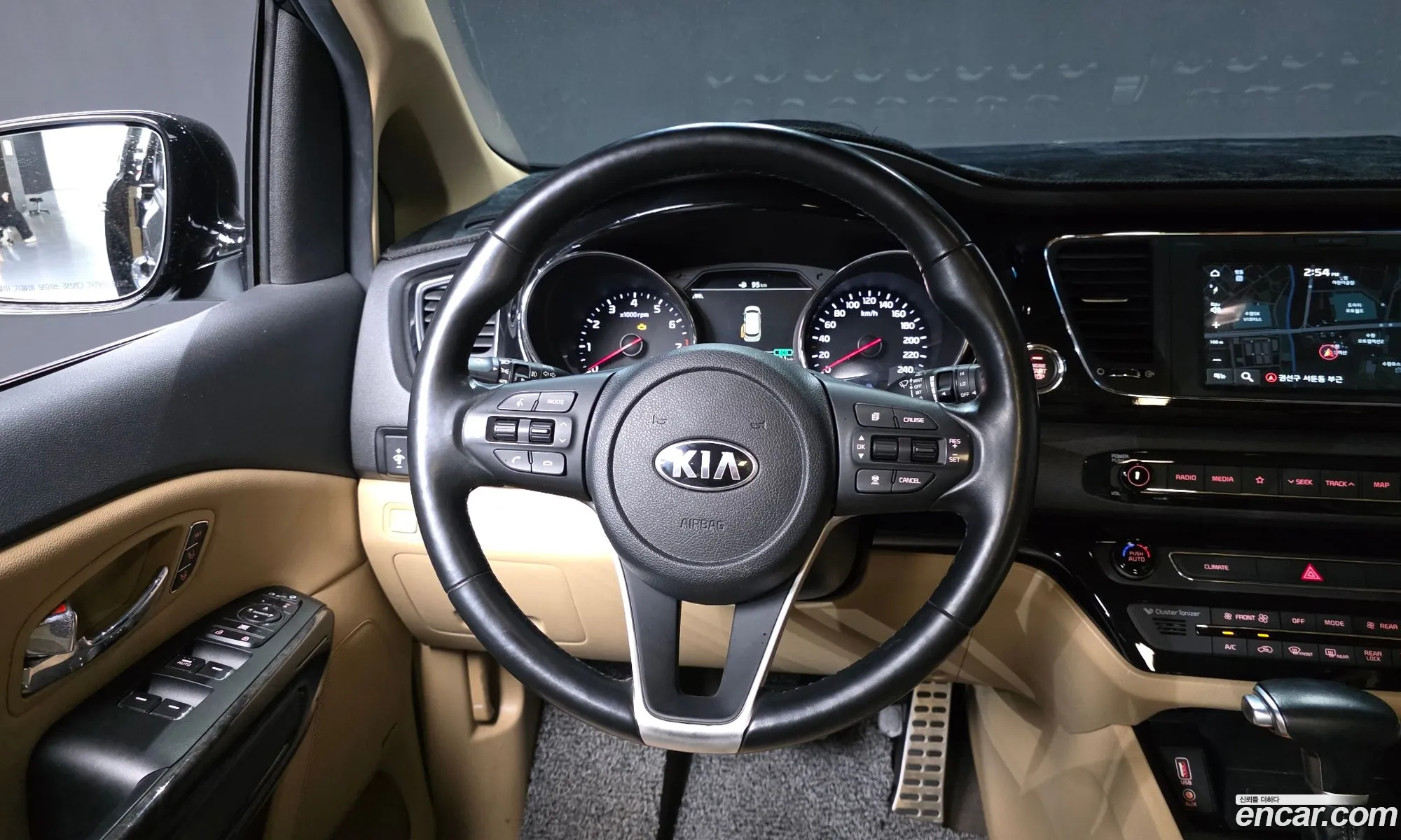 Kia Carnival 2019 KNAME811BKS534934 — 17