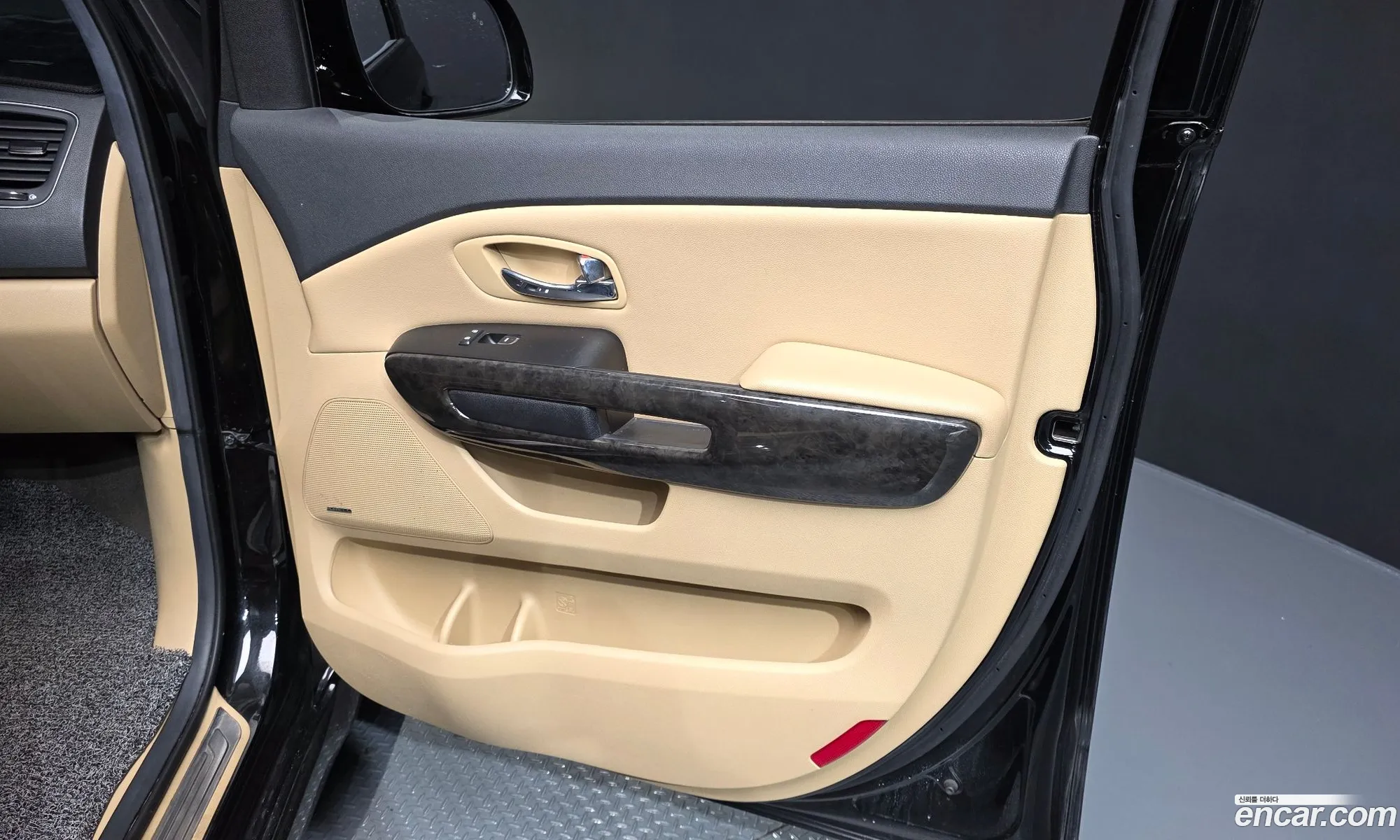 Kia Carnival 2019 KNAME811BKS534934 — 29