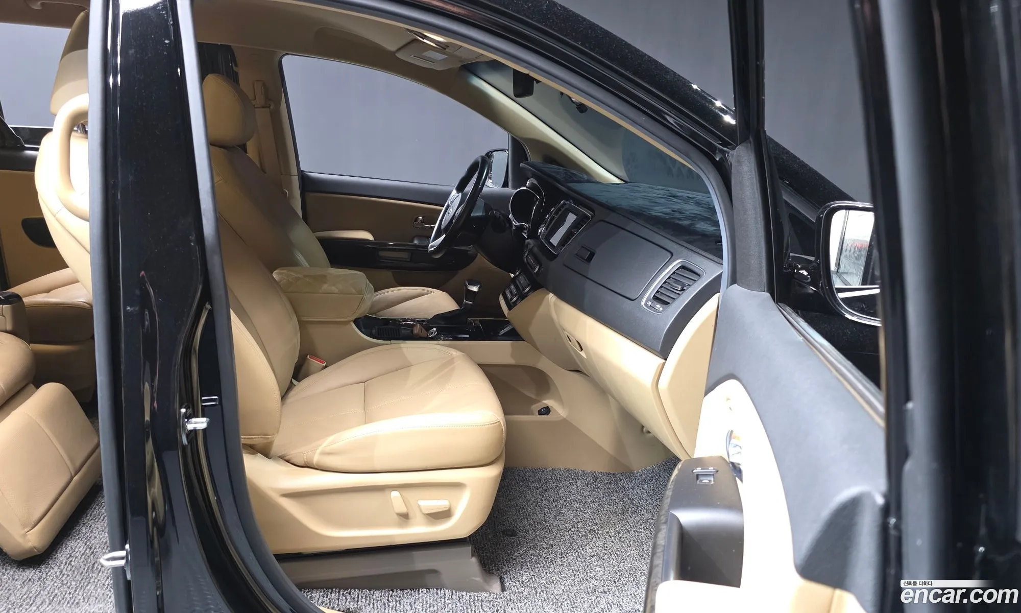 Kia Carnival 2019 KNAME811BKS534934 — 33