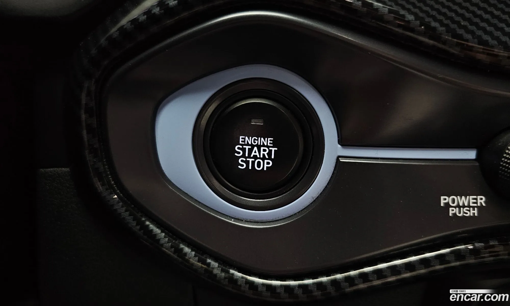 Hyundai Veloster 2018 — 18
