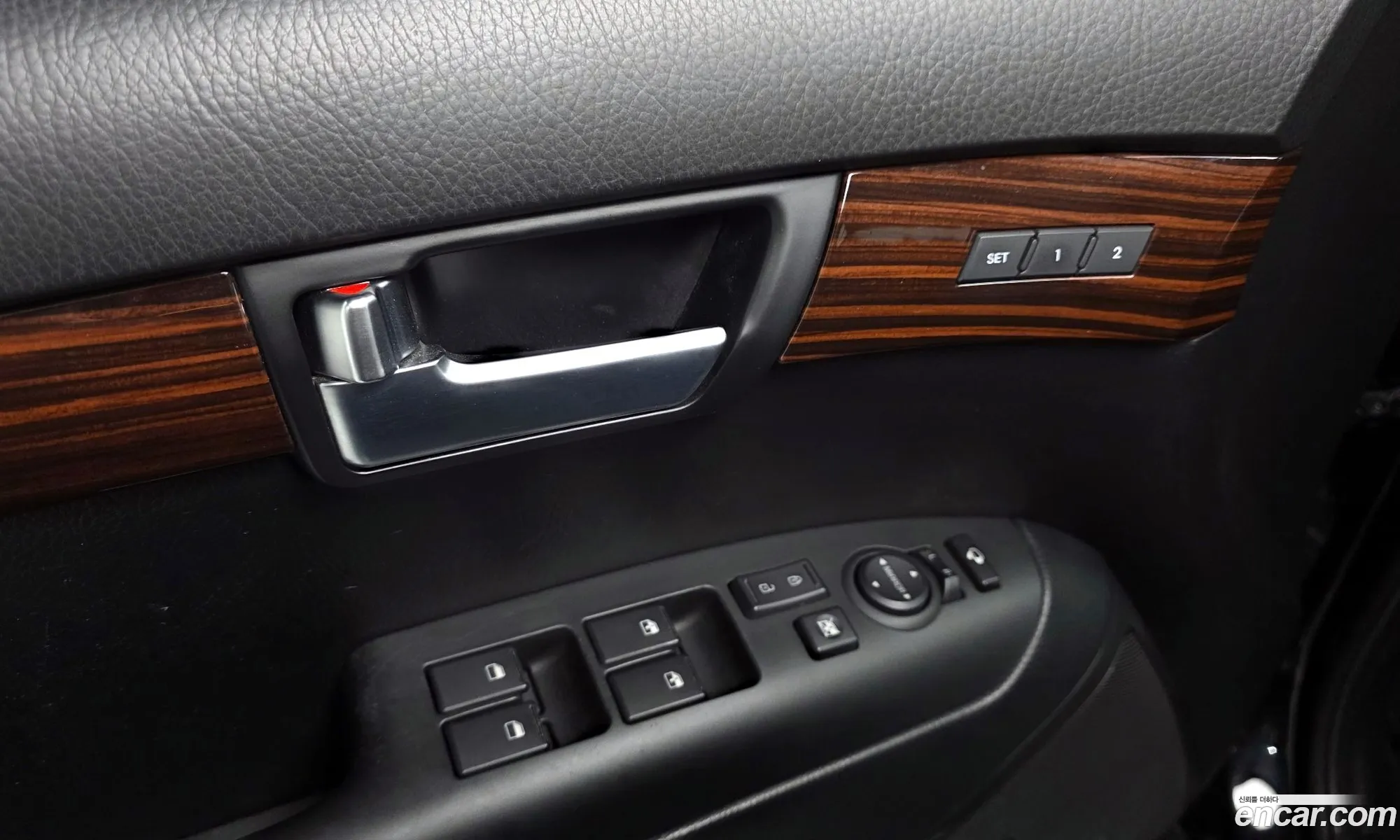 Kia Mohave 2016 KNAKN814DHA154316 — 3