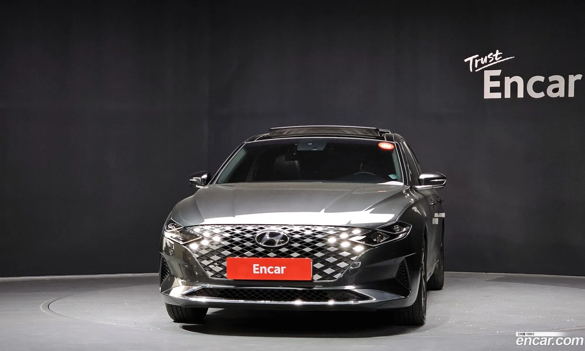 Hyundai Grandeur IG Hybrid 2019 — 12