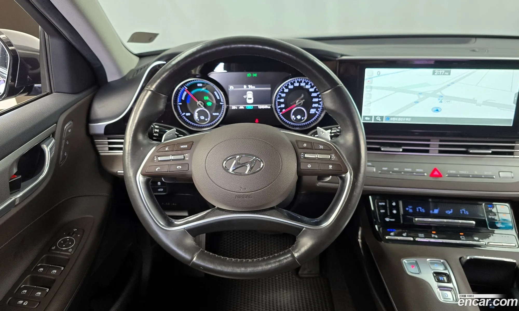 Hyundai Grandeur IG Hybrid 2019 — 15