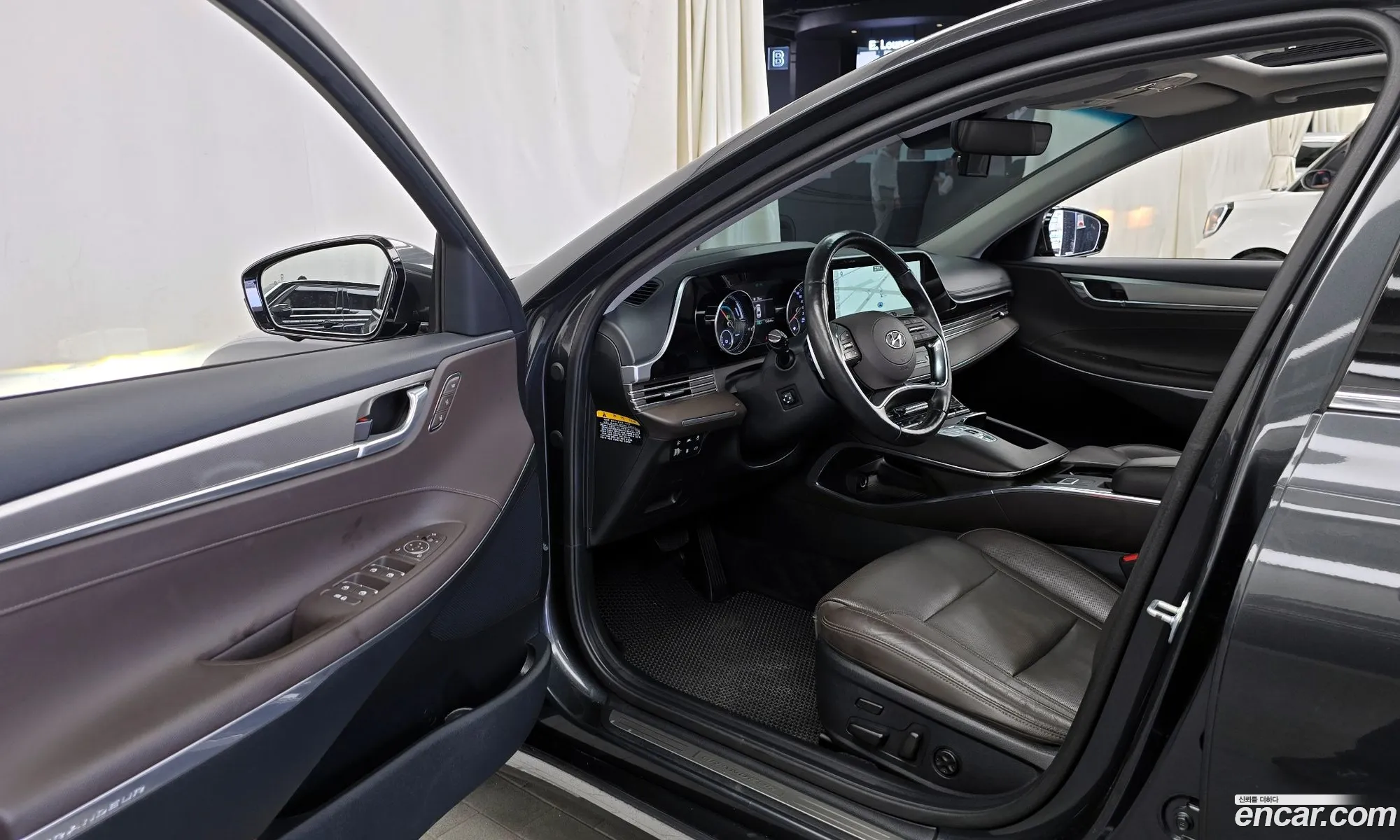 Hyundai Grandeur IG Hybrid 2019 — 5