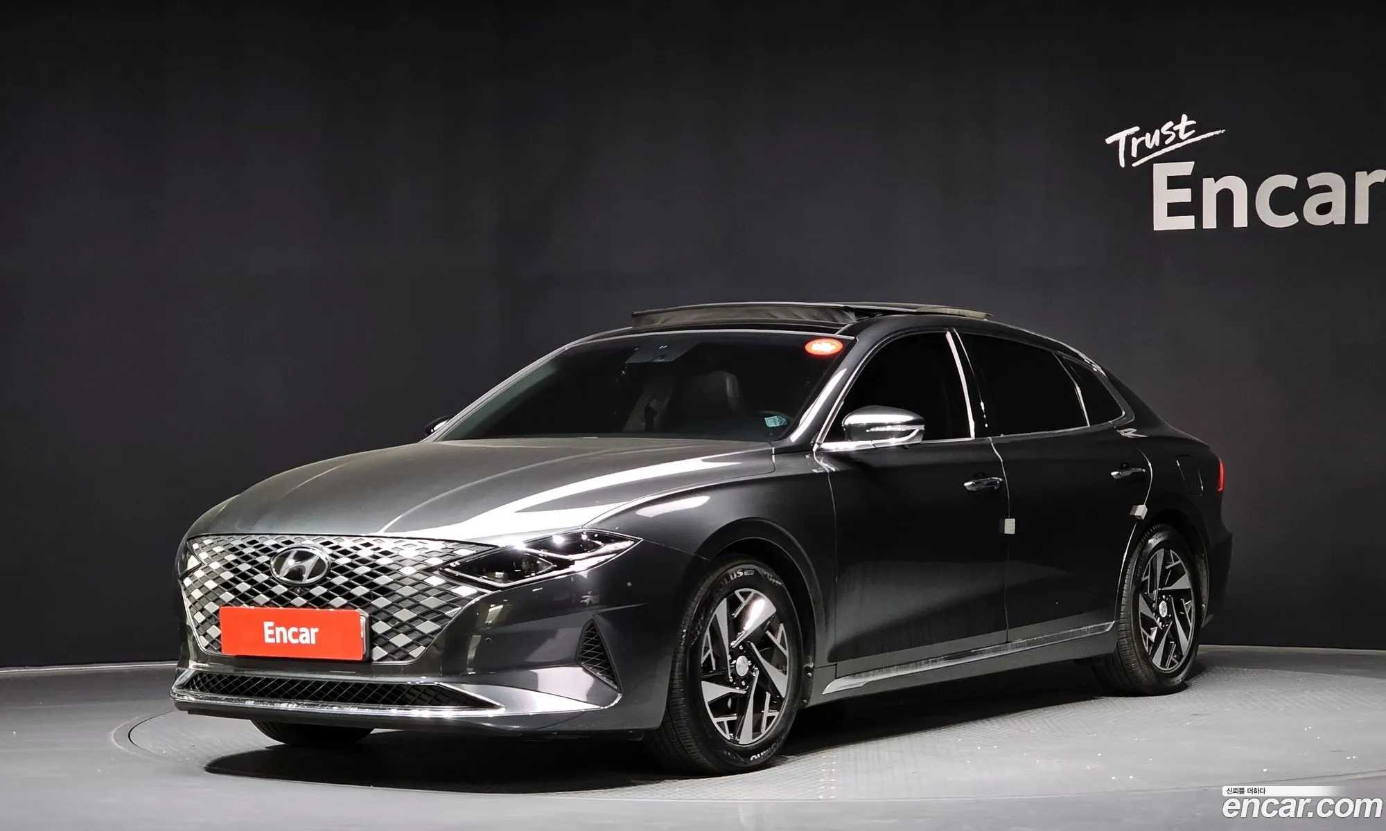 Hyundai Grandeur IG Hybrid 2019 — 22