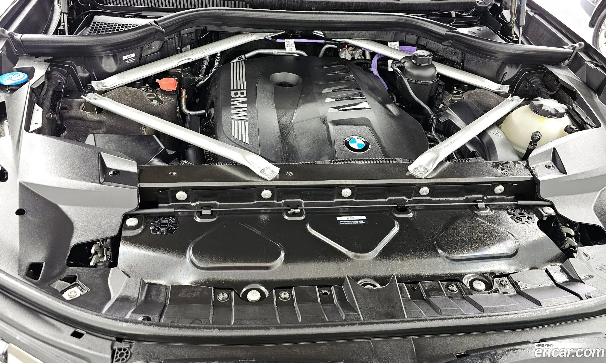 BMW X7 2025 WBA21EM03S9Z84074 — 30