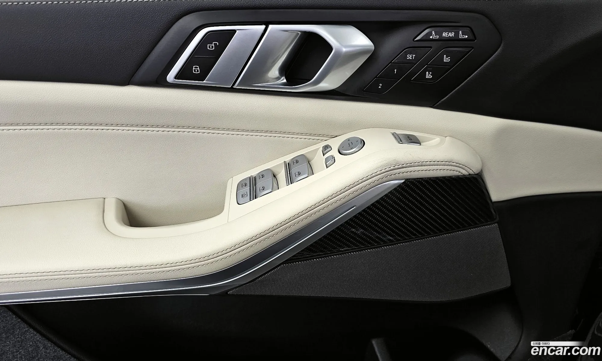 BMW X7 2025 WBA21EM03S9Z84074 — 6